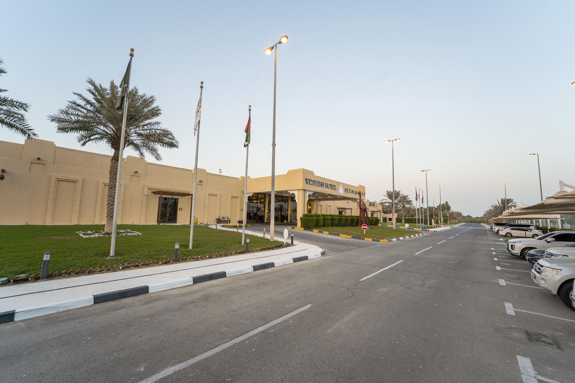 Vista Exterior Western Hotel - Madinat Zayed