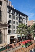 Alojamiento - Axiom Hotel