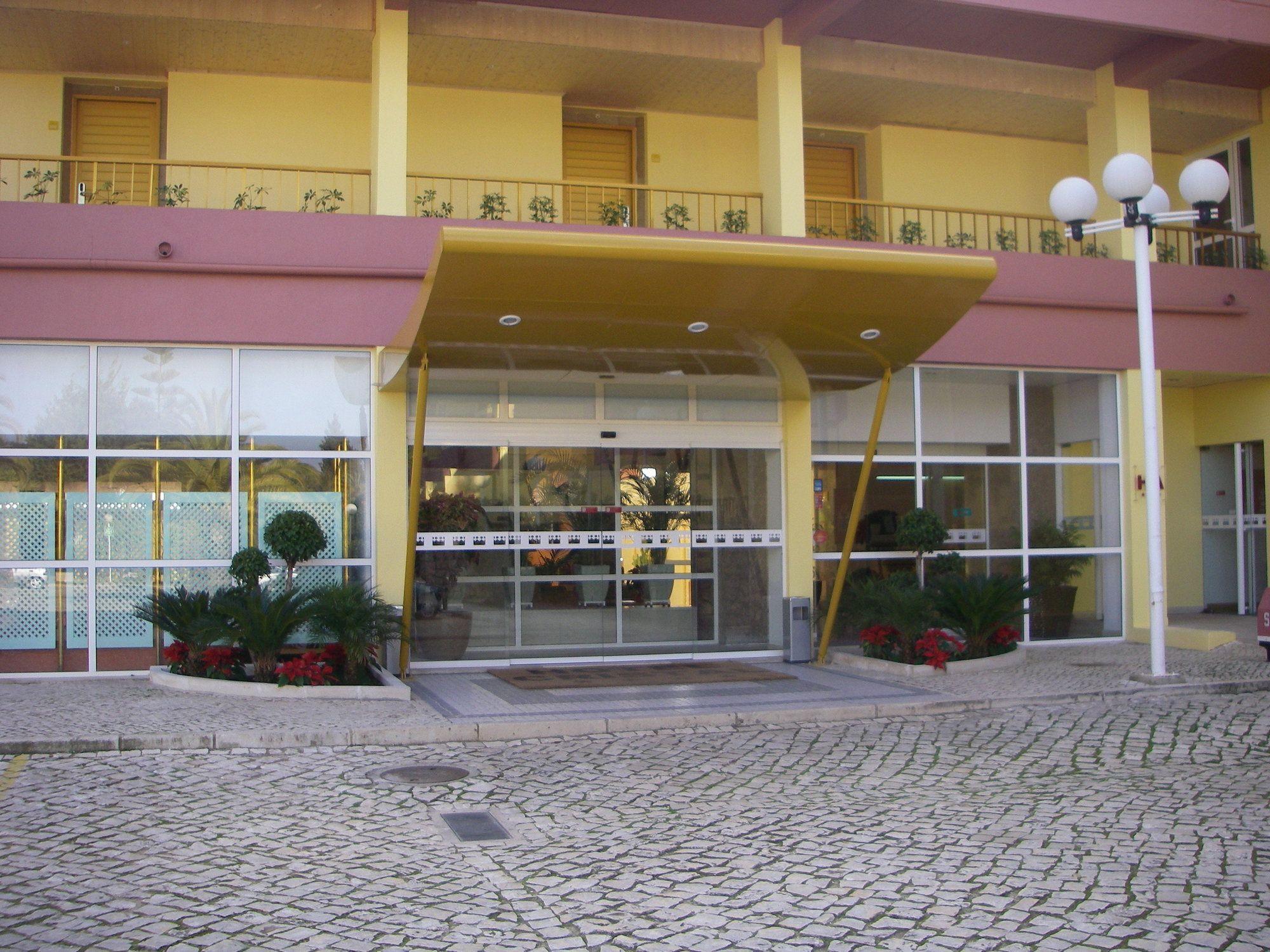 Vista Exterior Hotel Baía Cristal Beach & Spa Resort