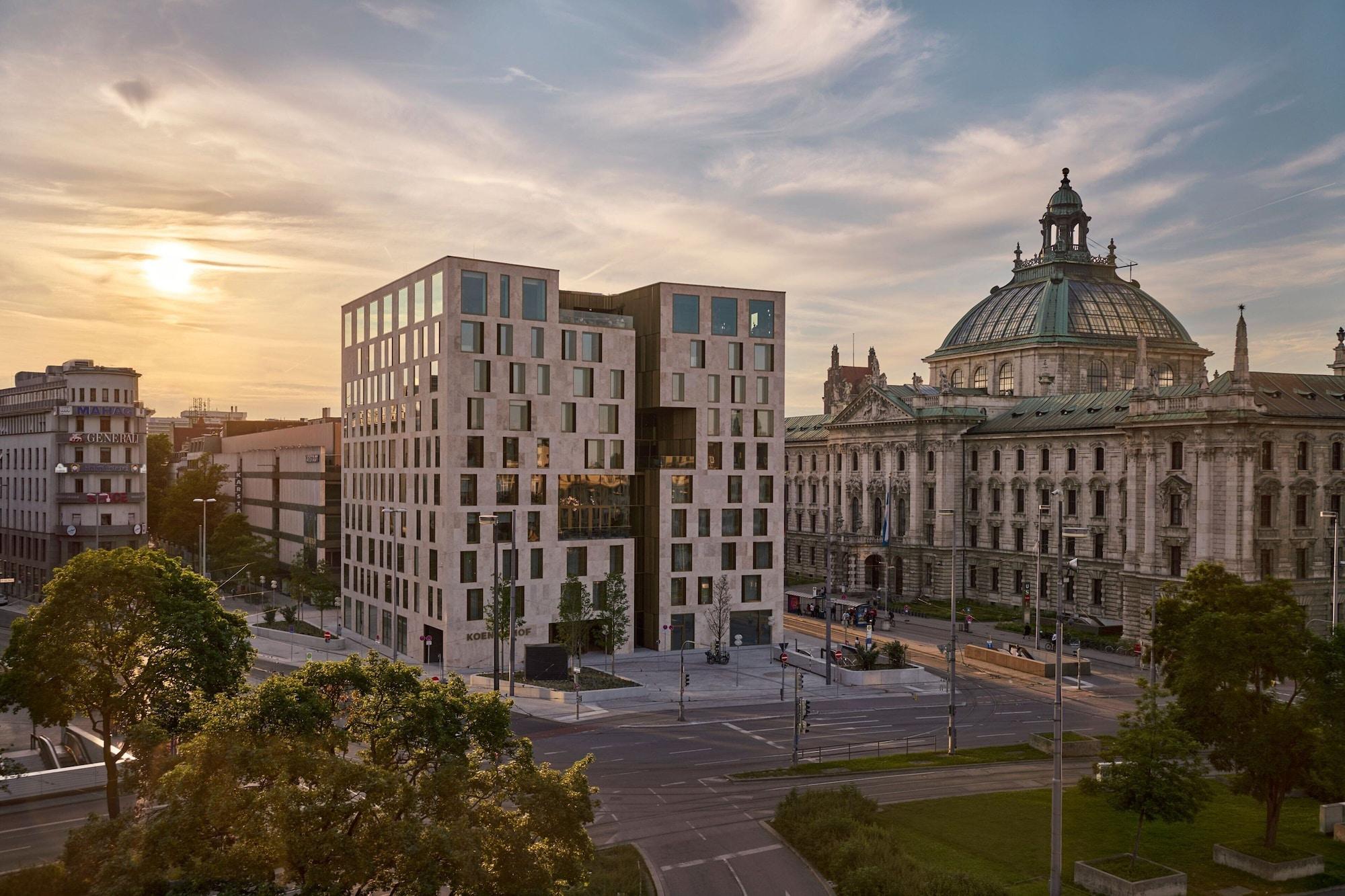 Vista Exterior Koenigshof, A Luxury Collection Hotel, Munich