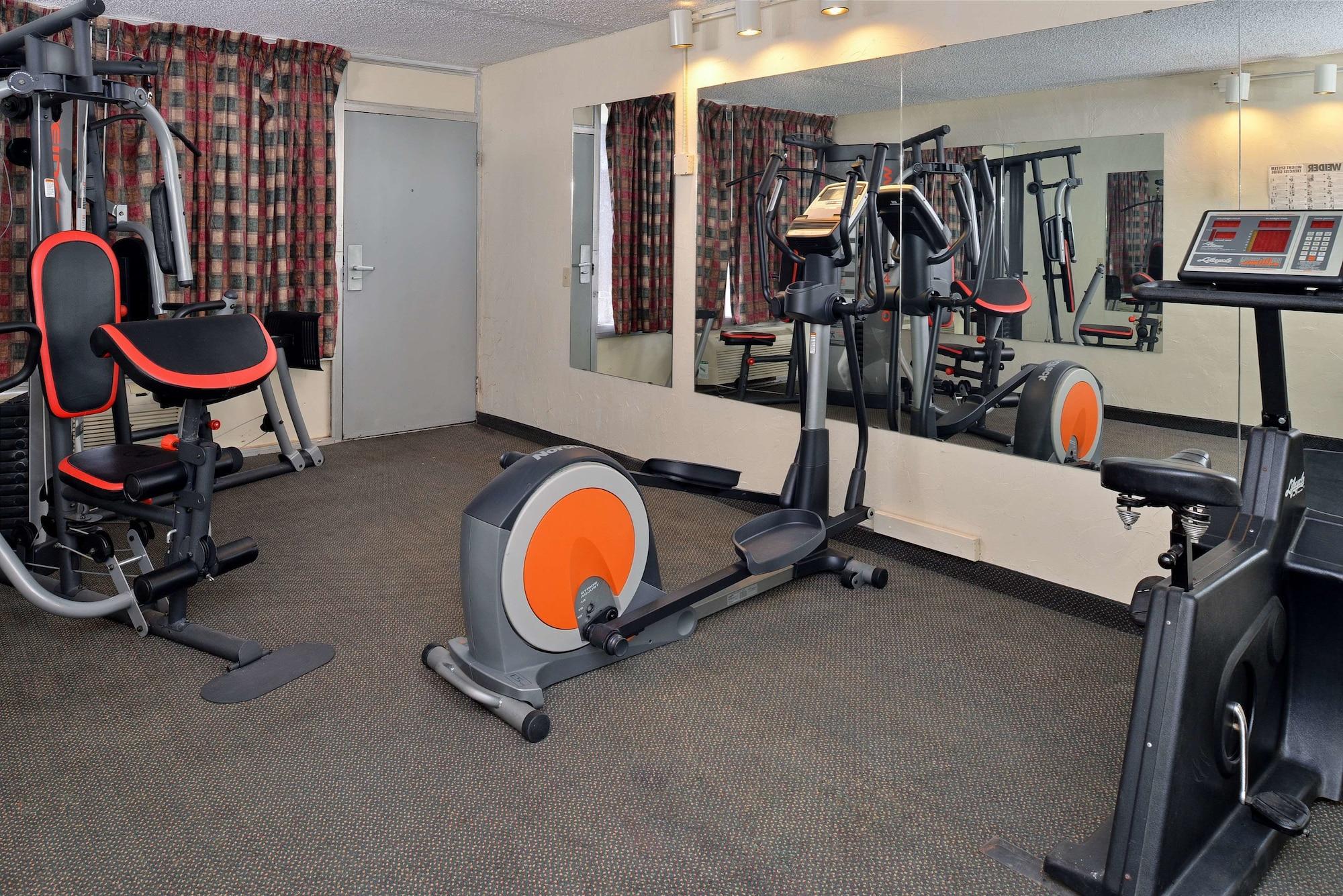 Gimnasio Castle Inn & Suites Anadarko