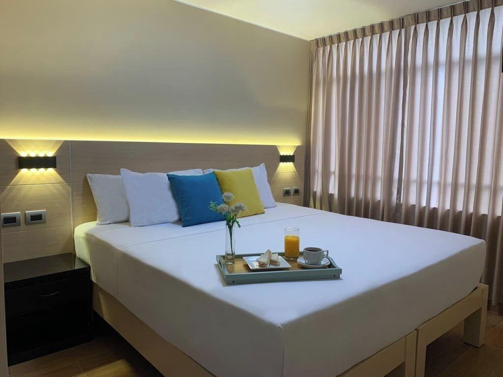 Varios Acuario Hotel & Suites
