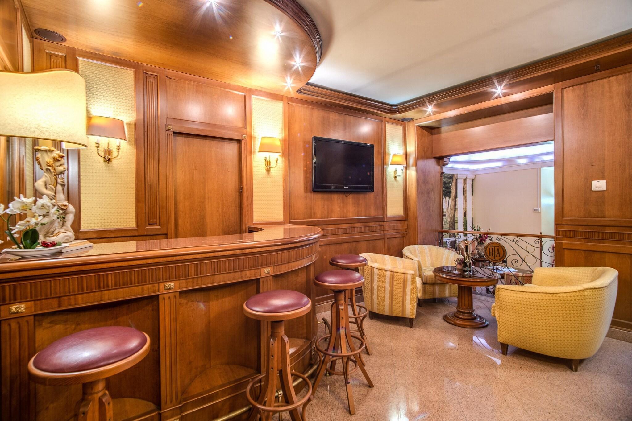 Bar/Salón Exe Della Torre Argentina