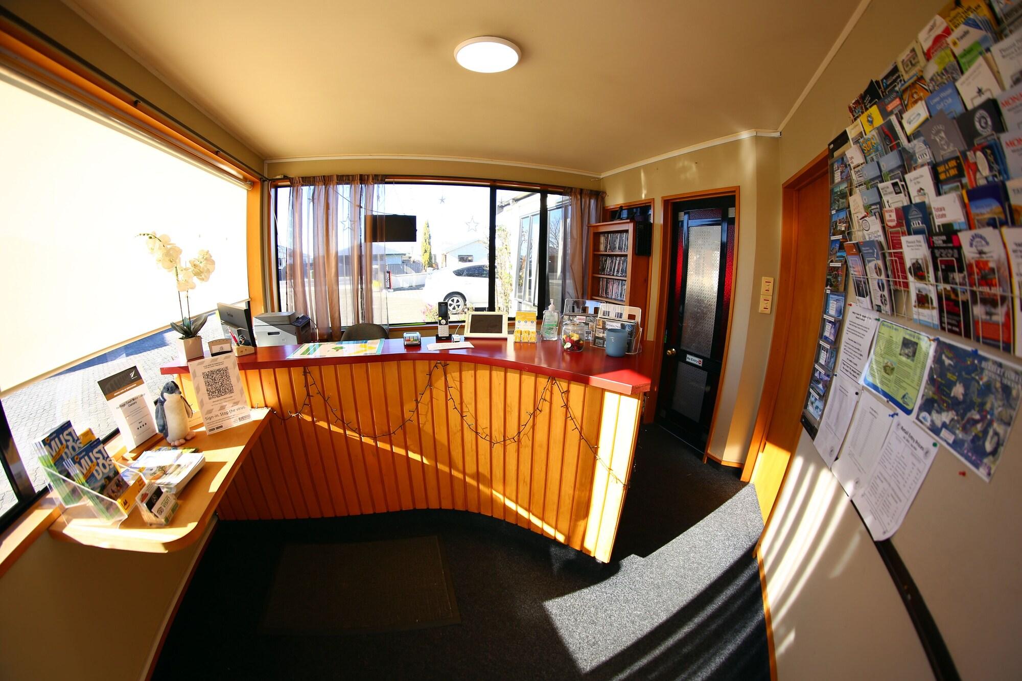 Vista Lobby Heritage Court Lodge