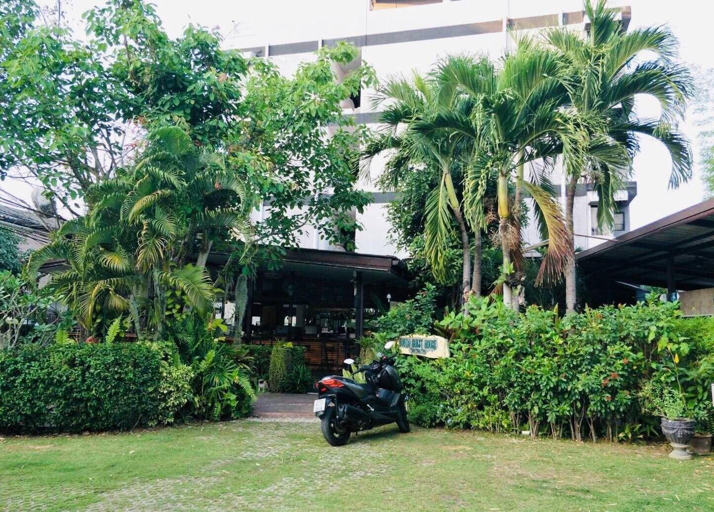 Vista Exterior Buddy Guesthouse