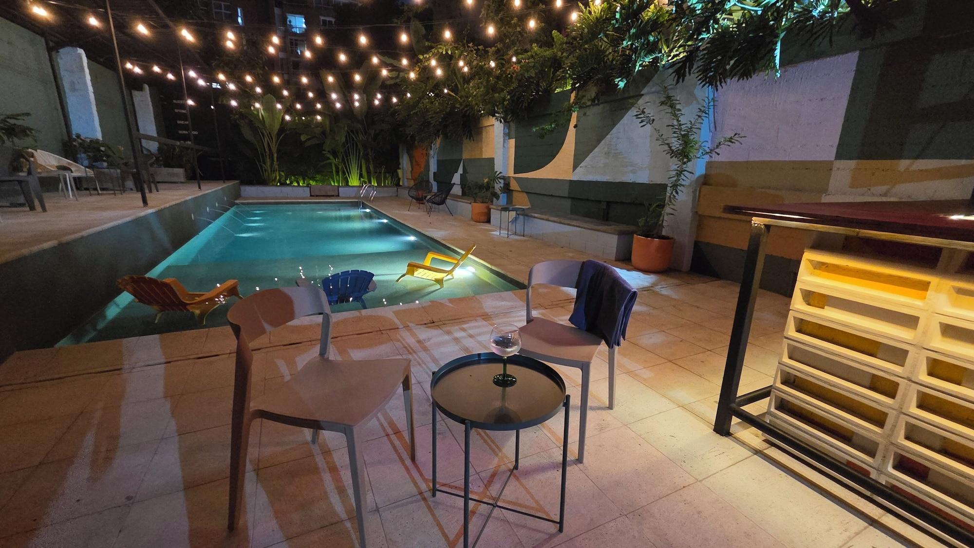 Vista Piscina Medellinn The Blooming Hotel