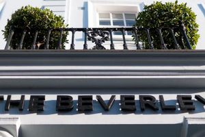Alojamiento - The Beverley Hotel