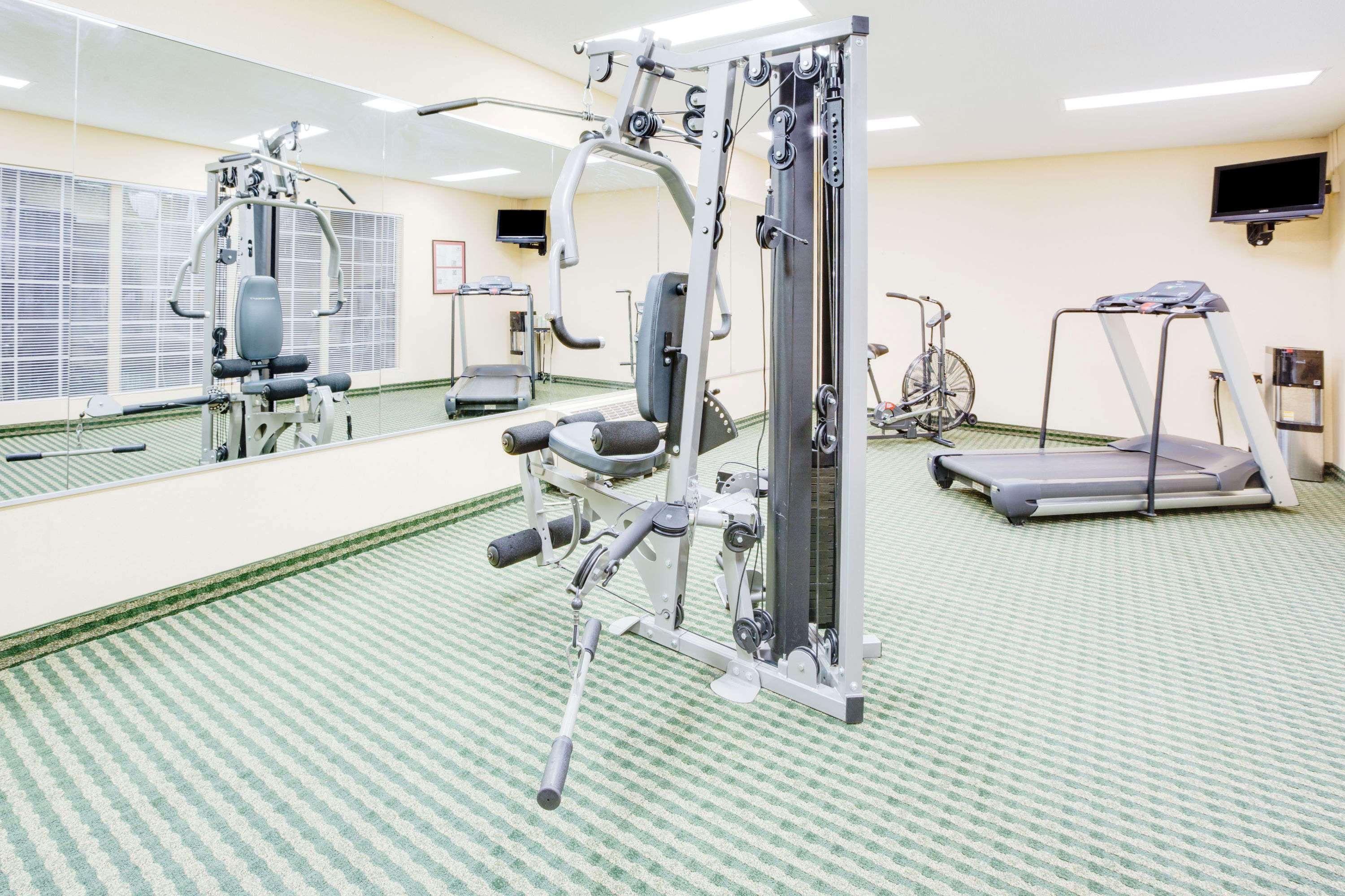 Gimnasio Baymont by Wyndham Ozark