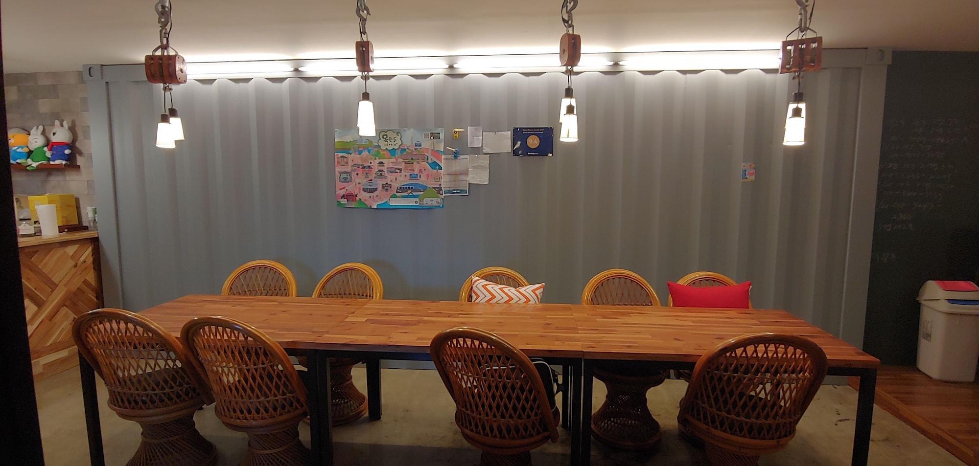 Sala de Reuniones Mokpo White Windmill Guesthouse