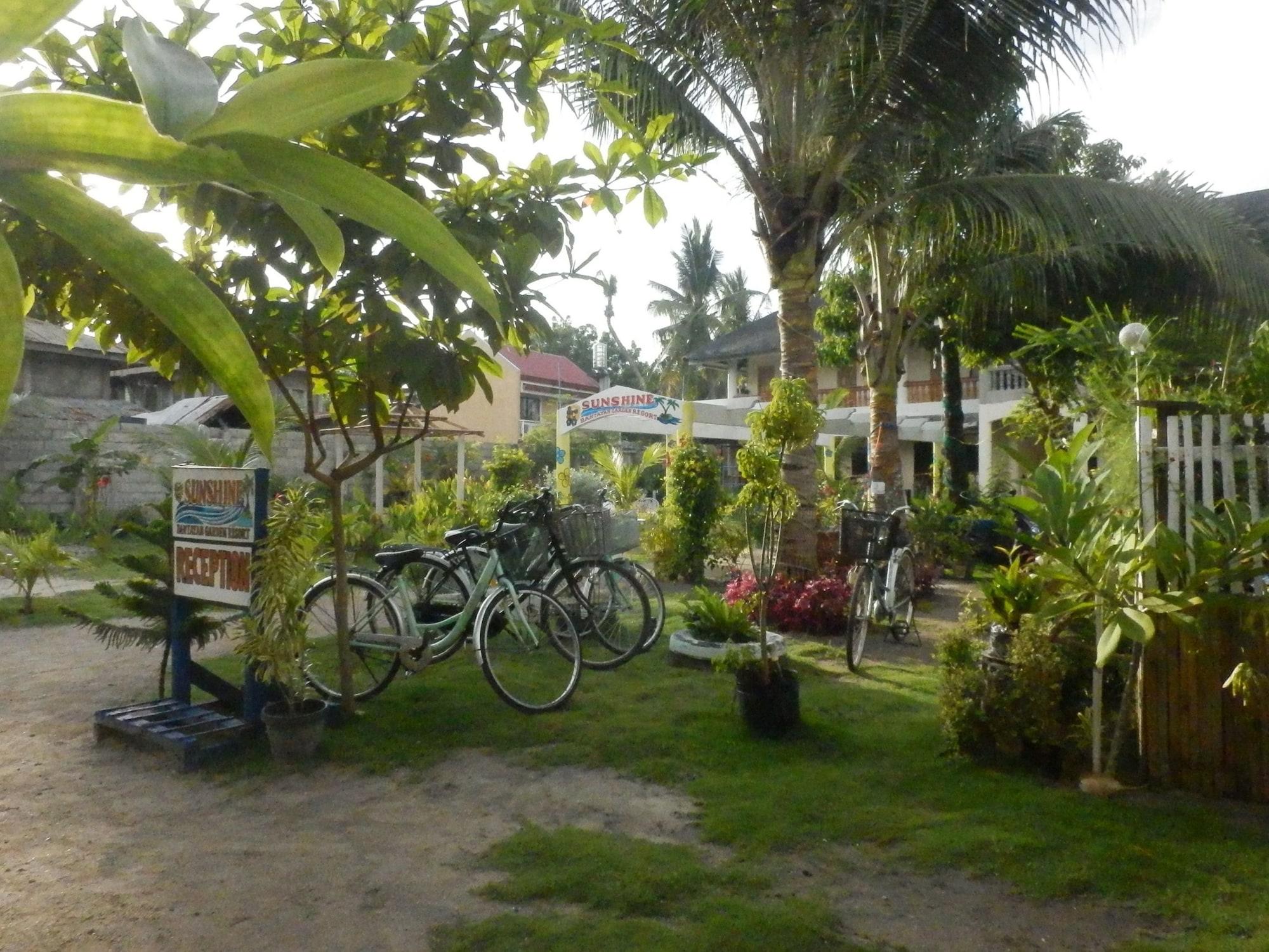 Varios Sunshine Paradise Inn