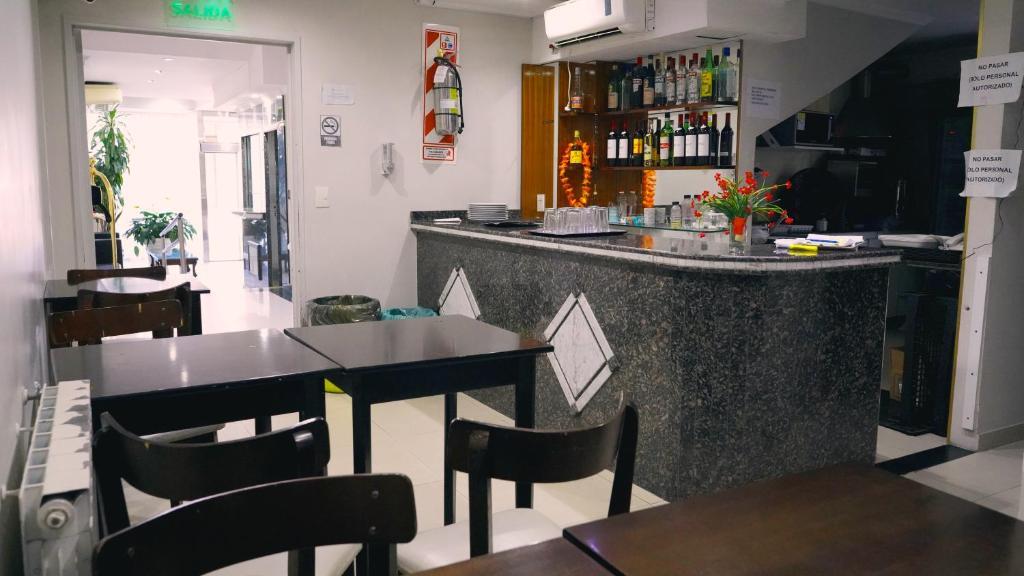 Bar/Salón ATHOS HOTEL