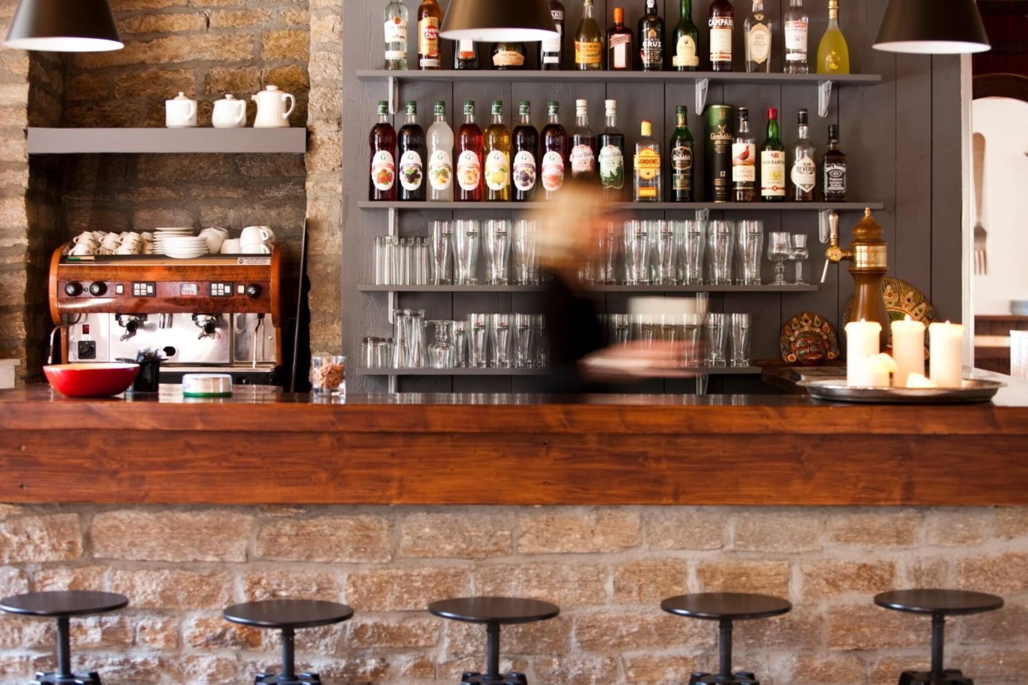 Bar/Salón La Chaumière Mountain Lodge