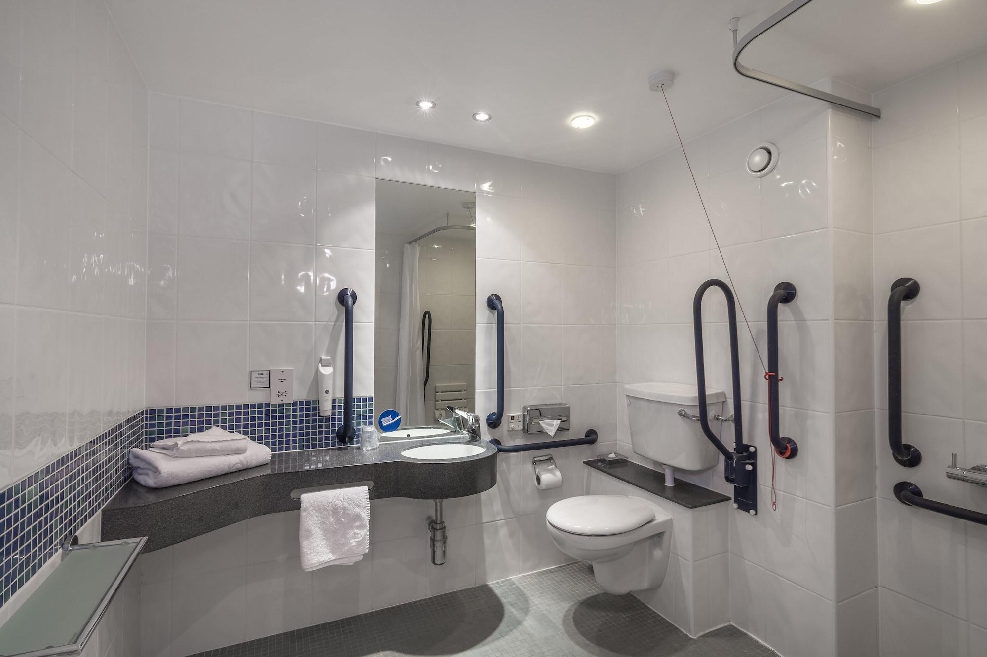 Equipamiento de Habitación Holiday Inn Express Kettering by IHG