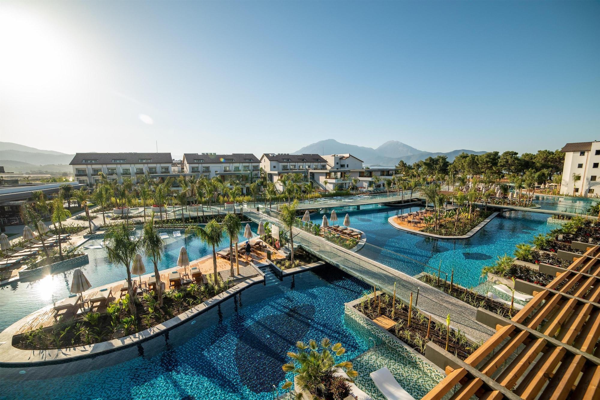 Vista Piscina Akra Fethiye The Residence Tui Blue Sensatori – Adults Only– All Inclusive