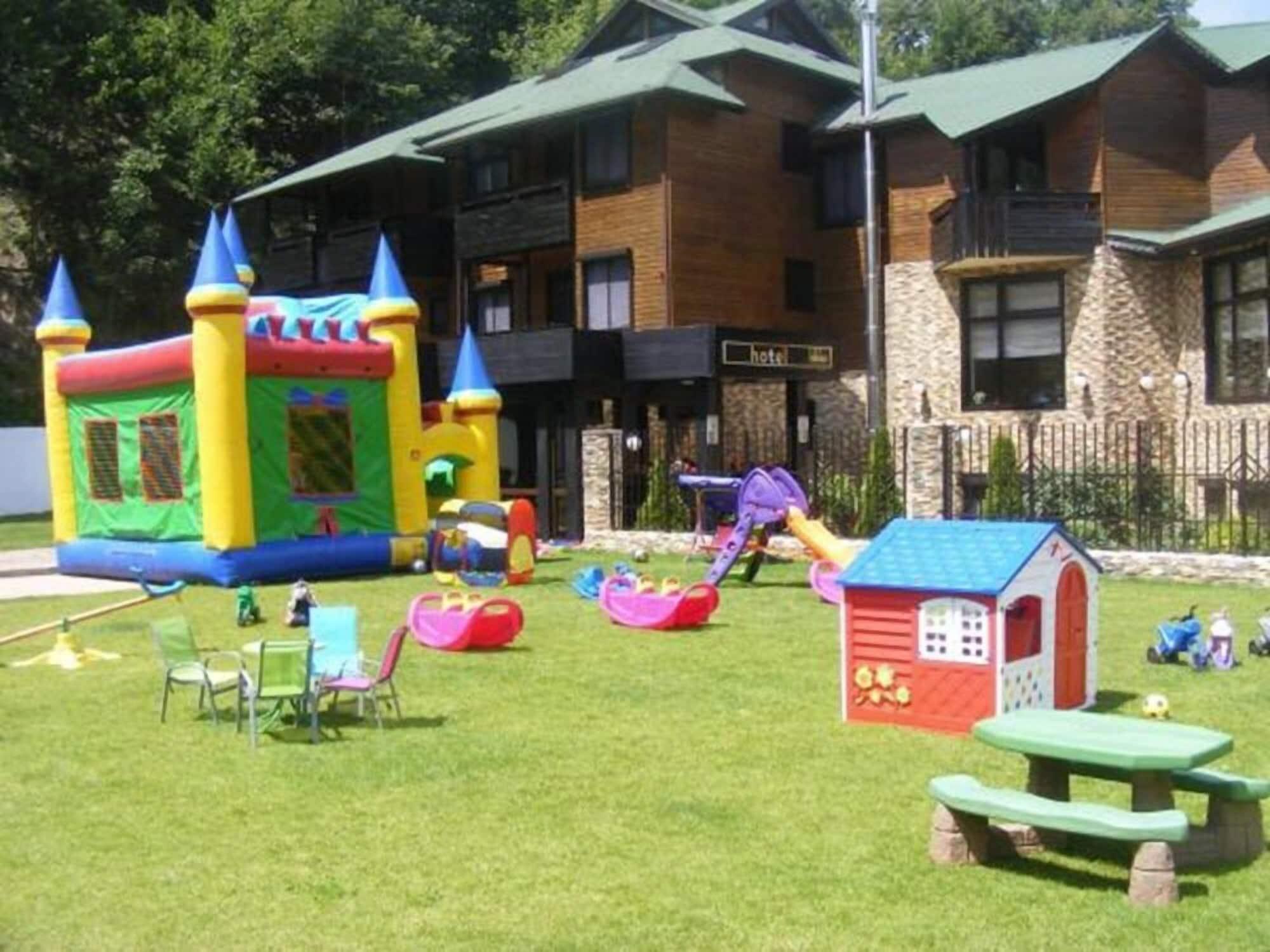 Instalaciones Recreativas Hillden Lodge & Restaurant
