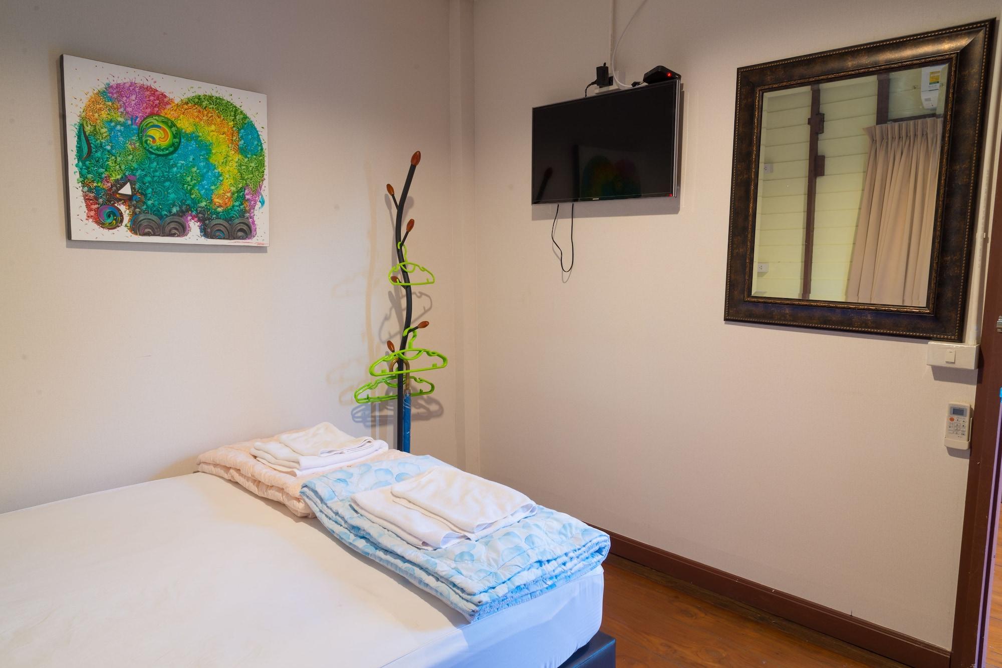 Set de Habitación NTY Hostel BKK Airport