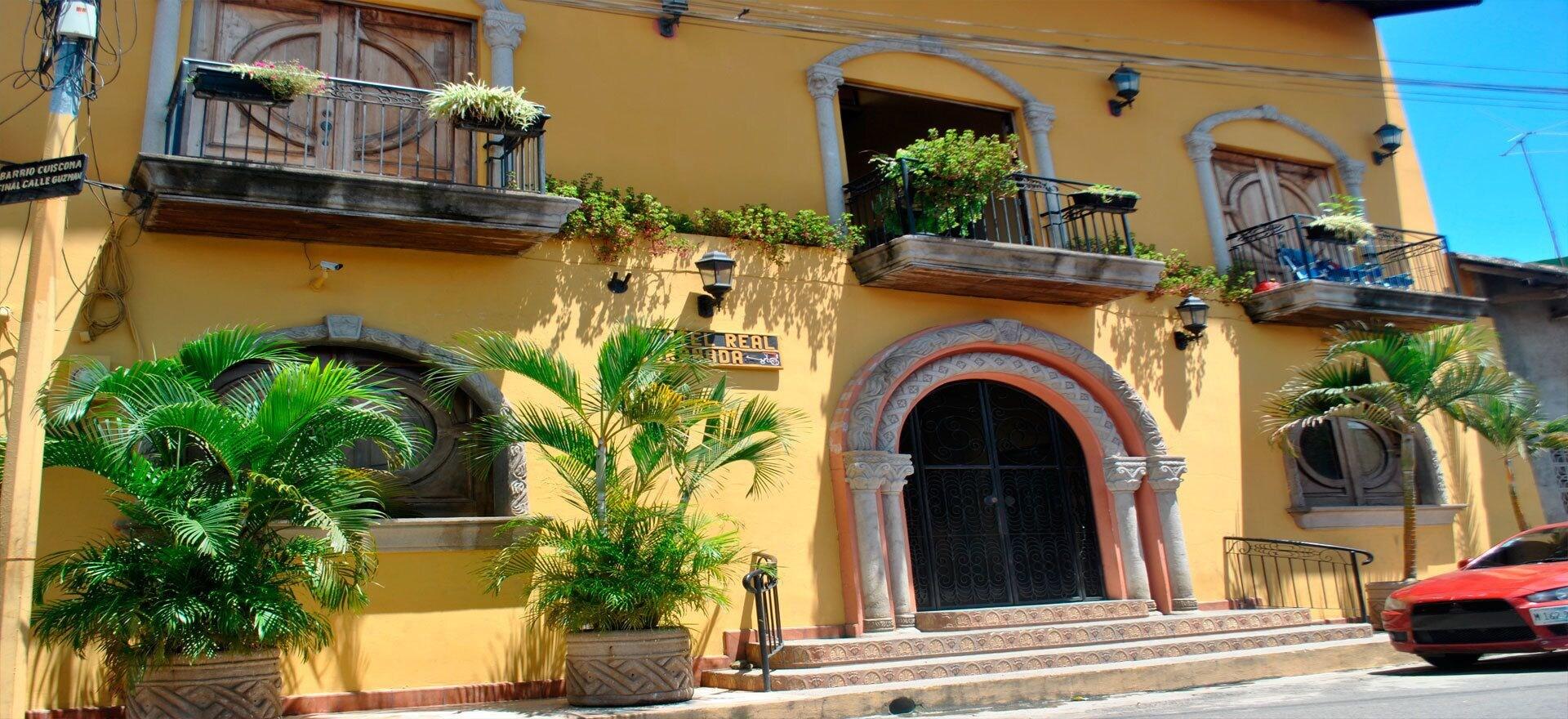 Vista Exterior Hotel Real Granada