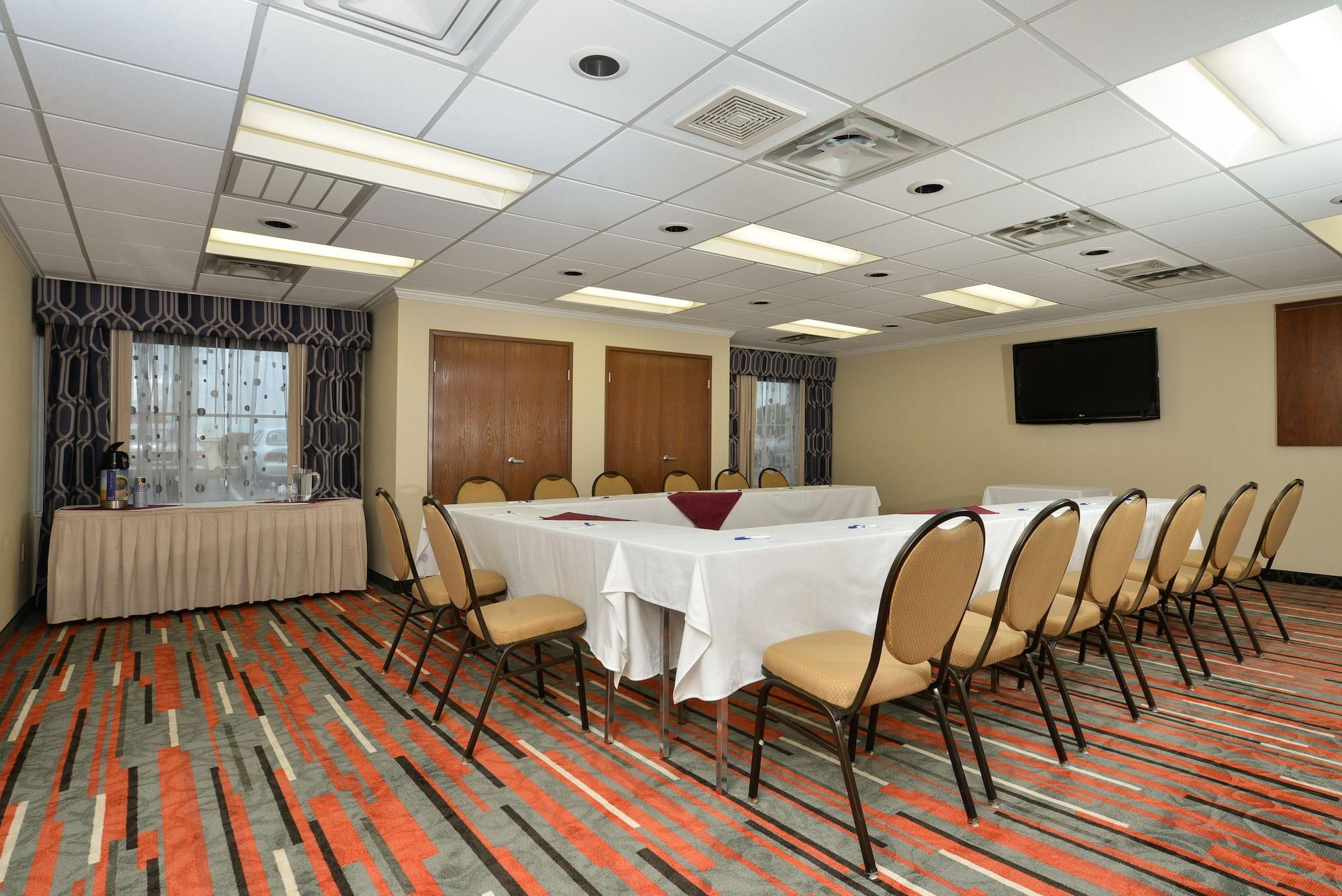 Sala de Reuniones Holiday Inn Express Boston - Milford by IHG