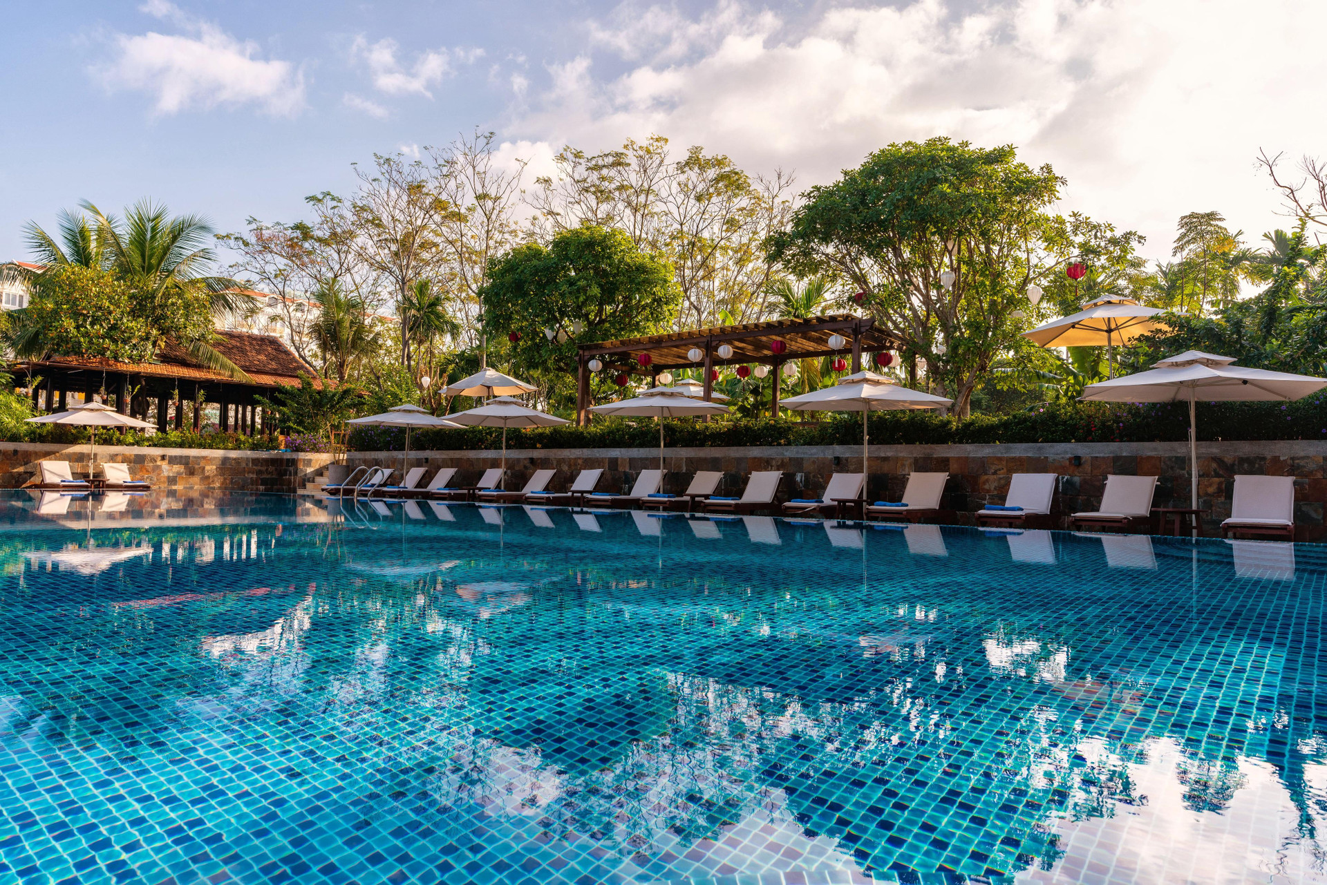 Vista Piscina RiverTown Hoi An Resort & Spa