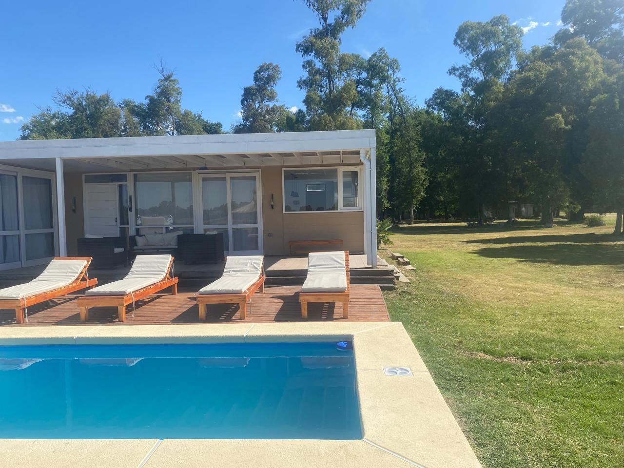 Vista Piscina Brisas de Brandsen