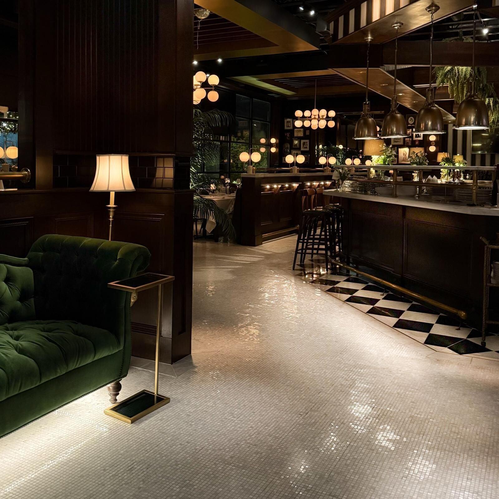 Vista Lobby Daniella's Suites