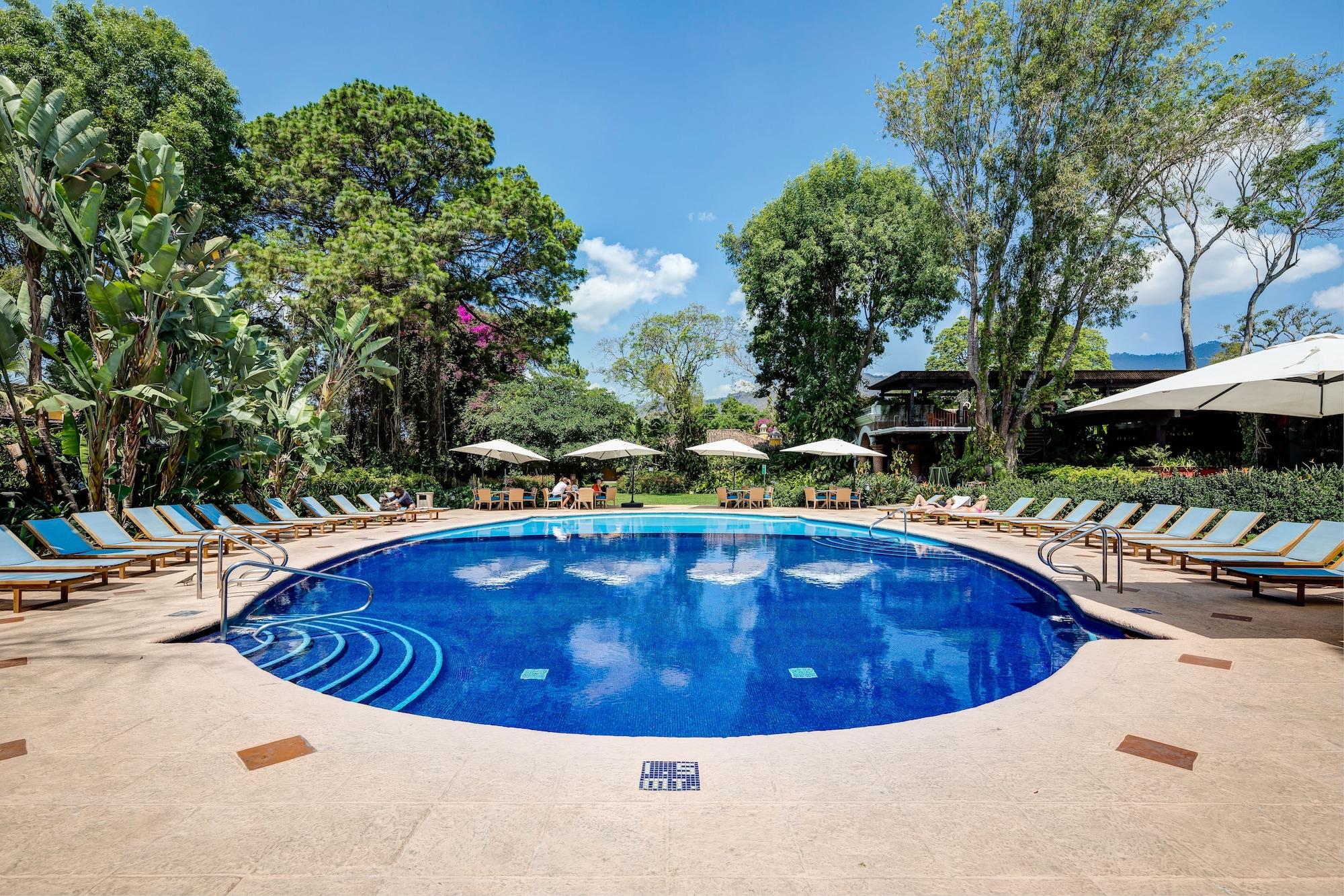 Vista Piscina Porta Hotel Antigua