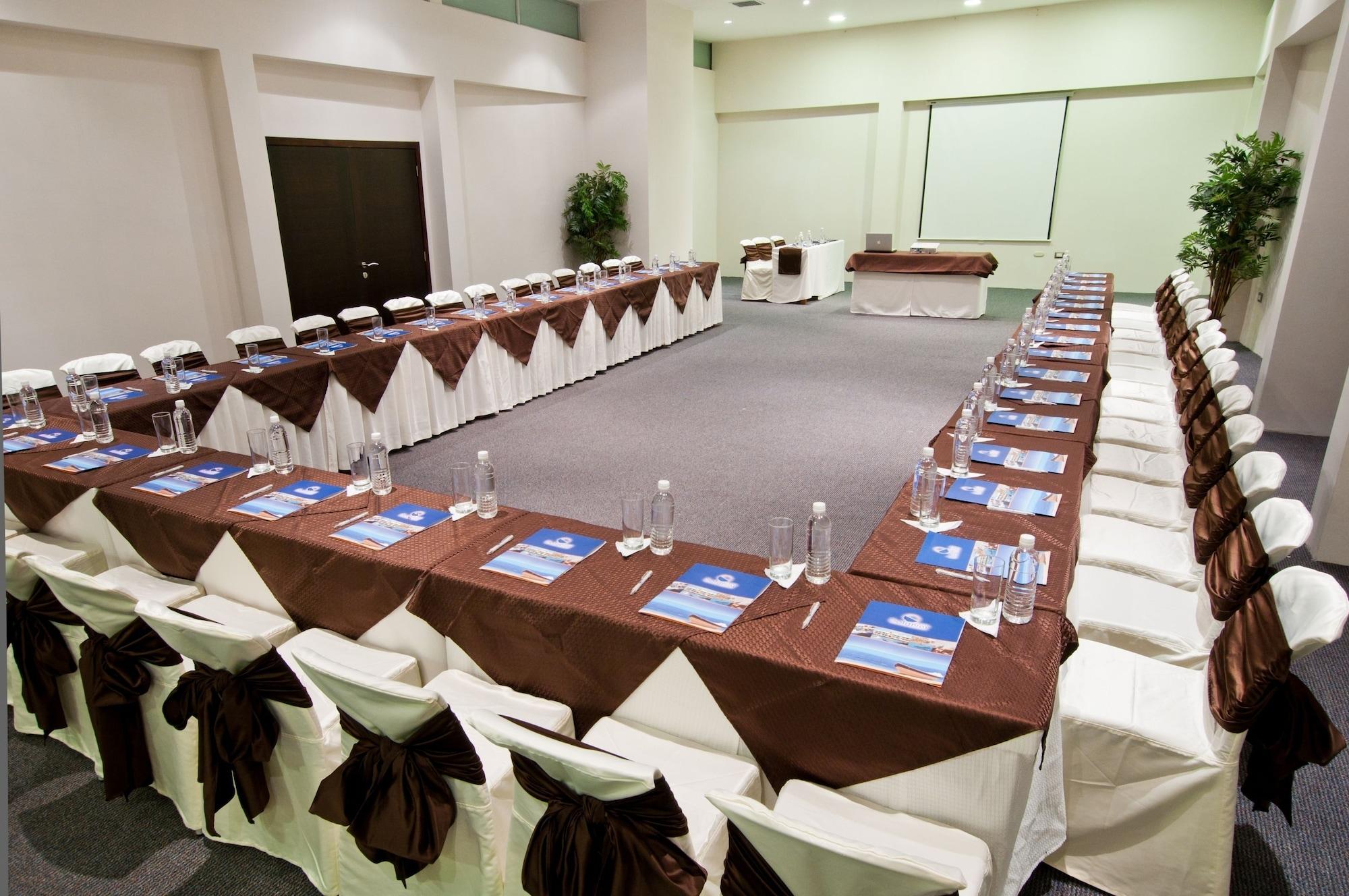 Sala de Reuniones Isla Sol by Hotel Solymar