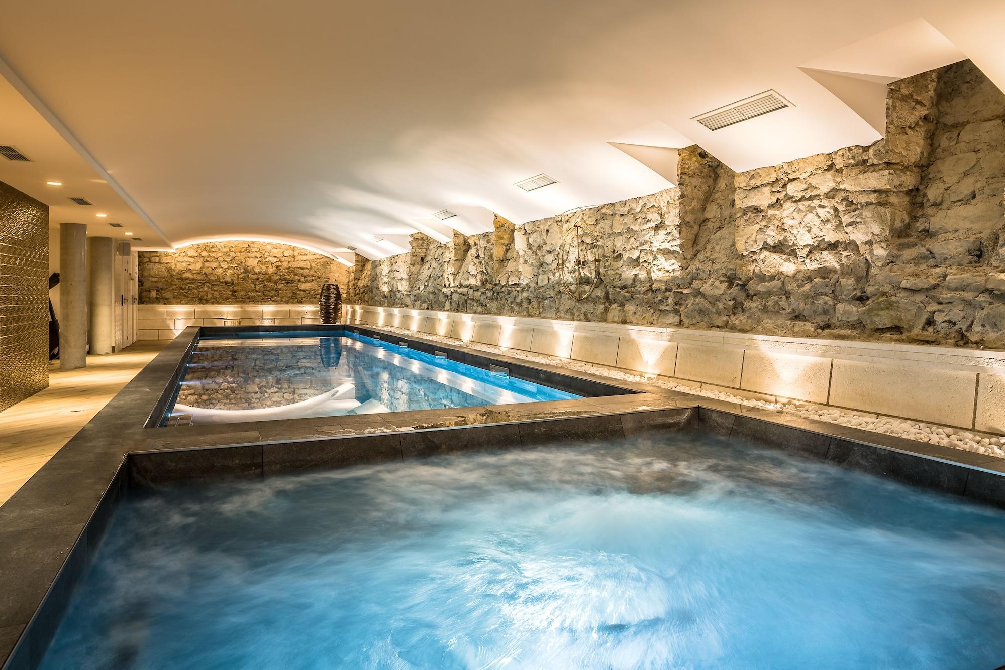 Spa MADISON Saint Jean de Luz - Handwritten Collection