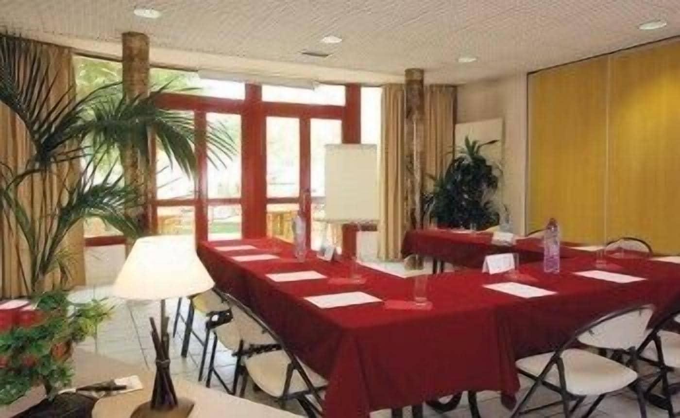 Sala de Reuniones Hôtel Le Médicis