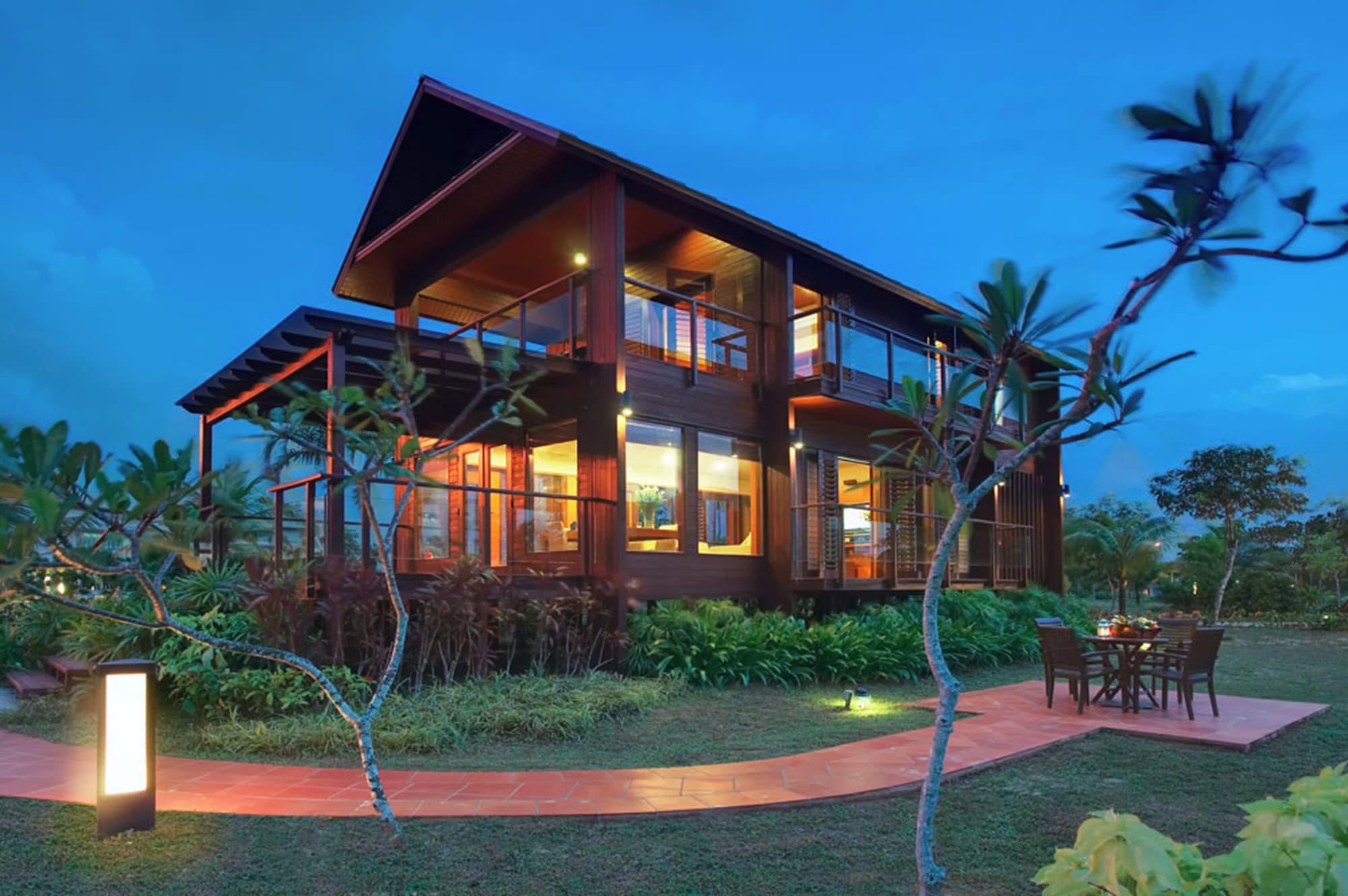 Vista Exterior Duyong Marina & Resort