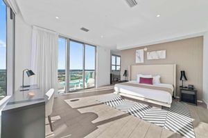 Renta temporal - 2BR Ocean Penthouse: Private Terrace & Hot Tub