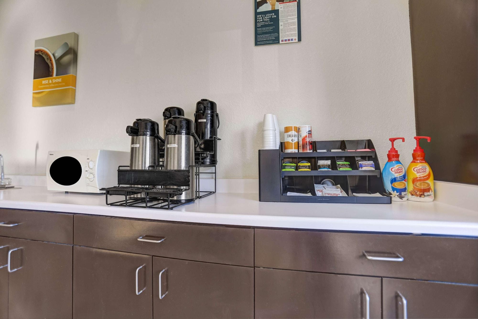 Bar/Salón Motel 6 Benson, AZ