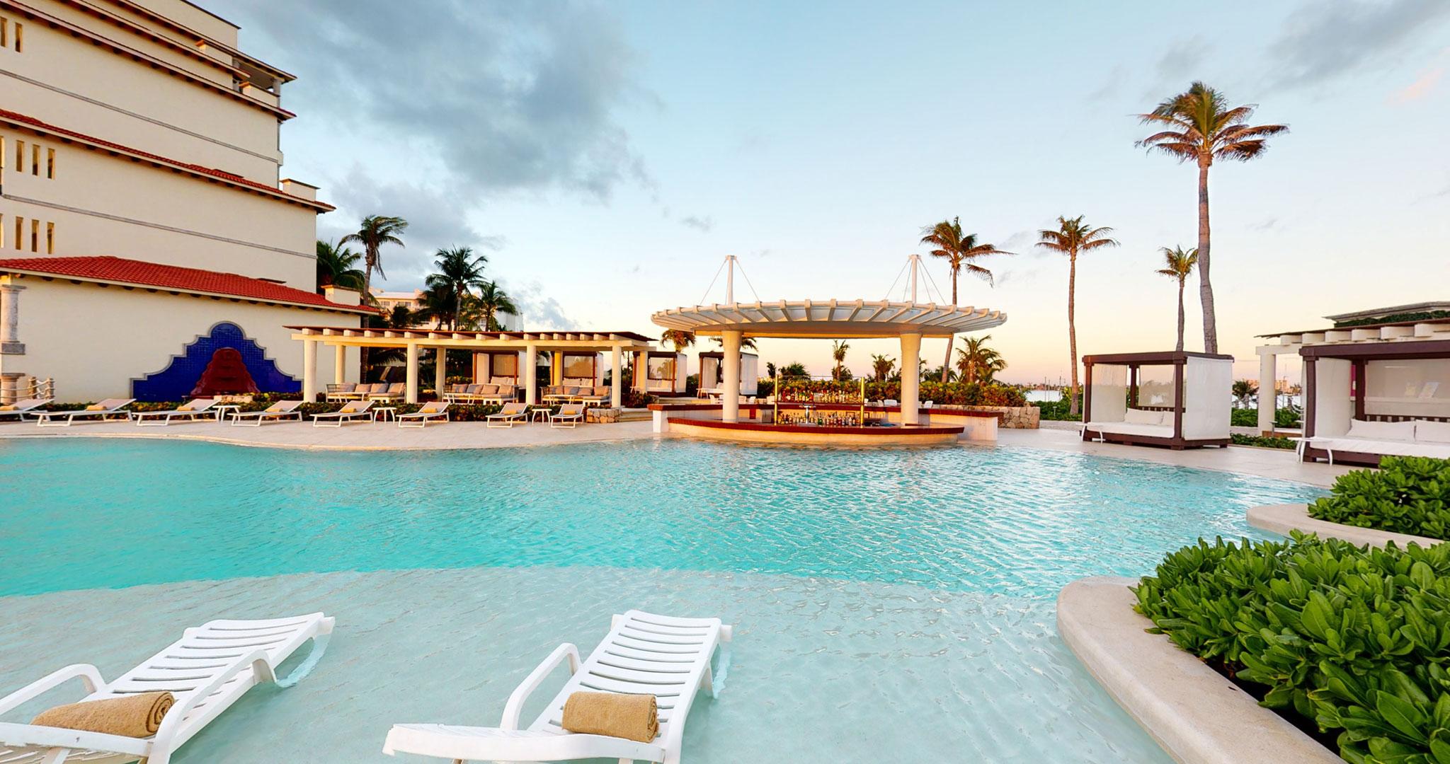 Vista Piscina Grand Park Royal Cancún