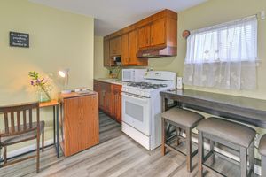 Alquiler Vacacional - 2 Mi to UBS Arena: Wfh-friendly Couple's Retreat