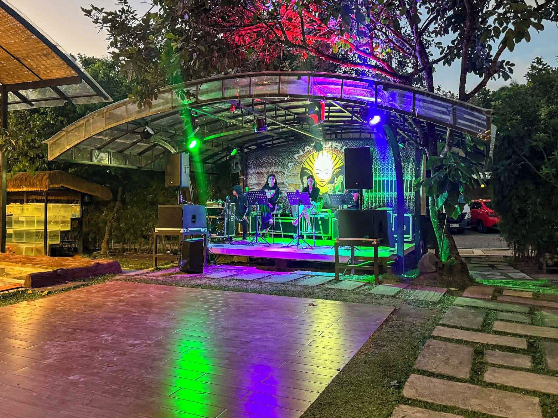 Bar/Salón Diwata Nature Resort