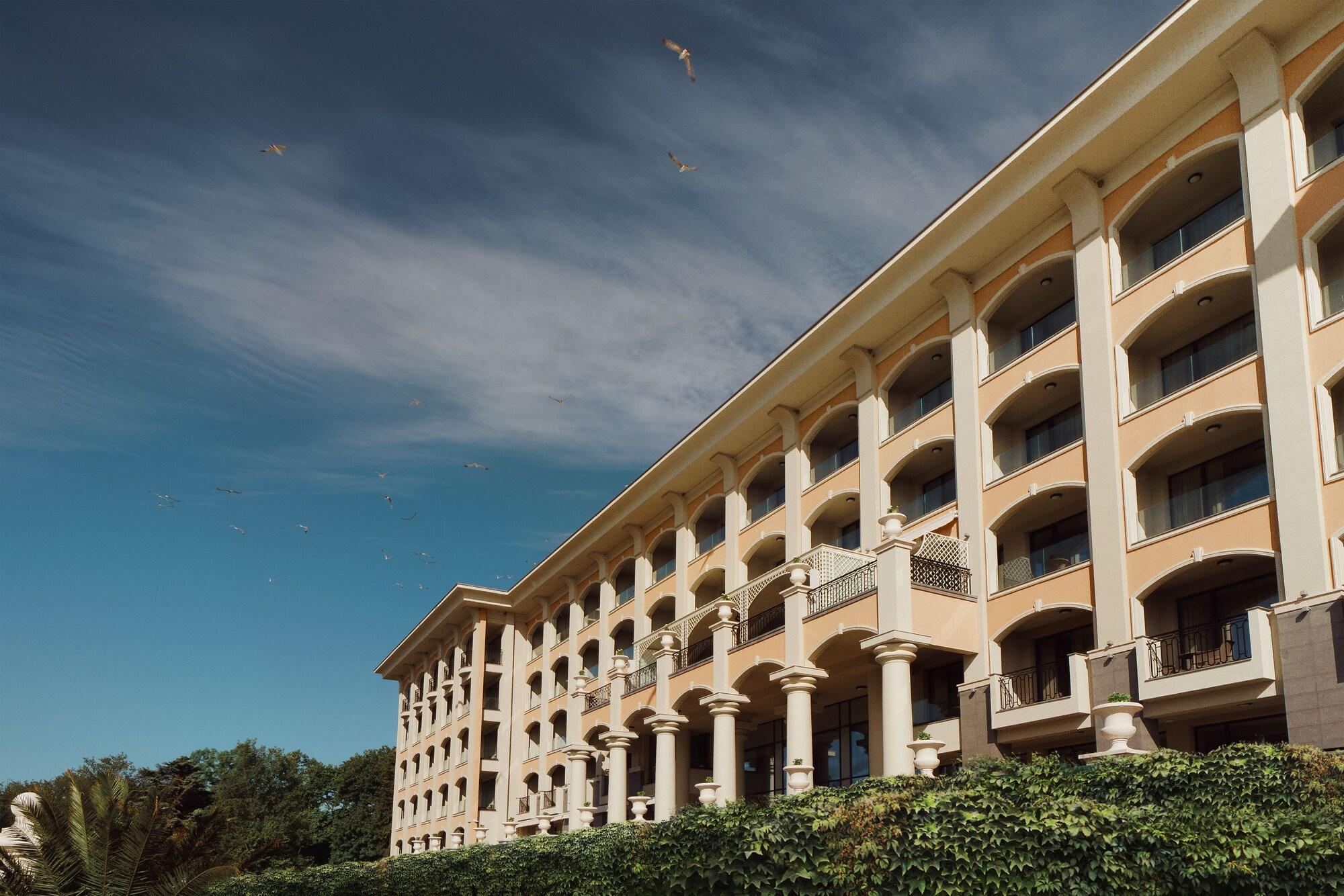 Instalaciones Recreativas Astor Garden Hotel
