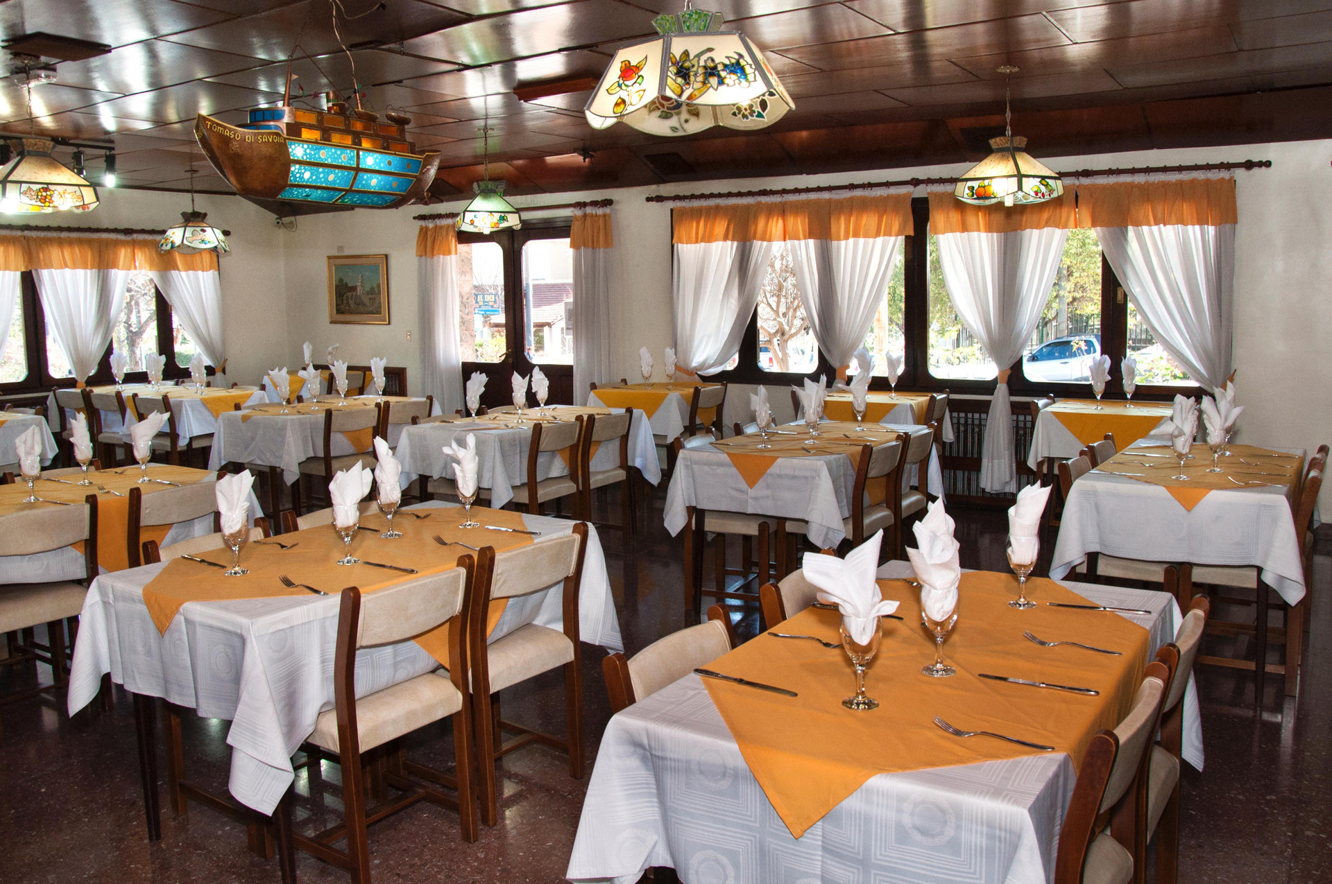 Restaurant Gran Hotel Tomaso Di Savoia