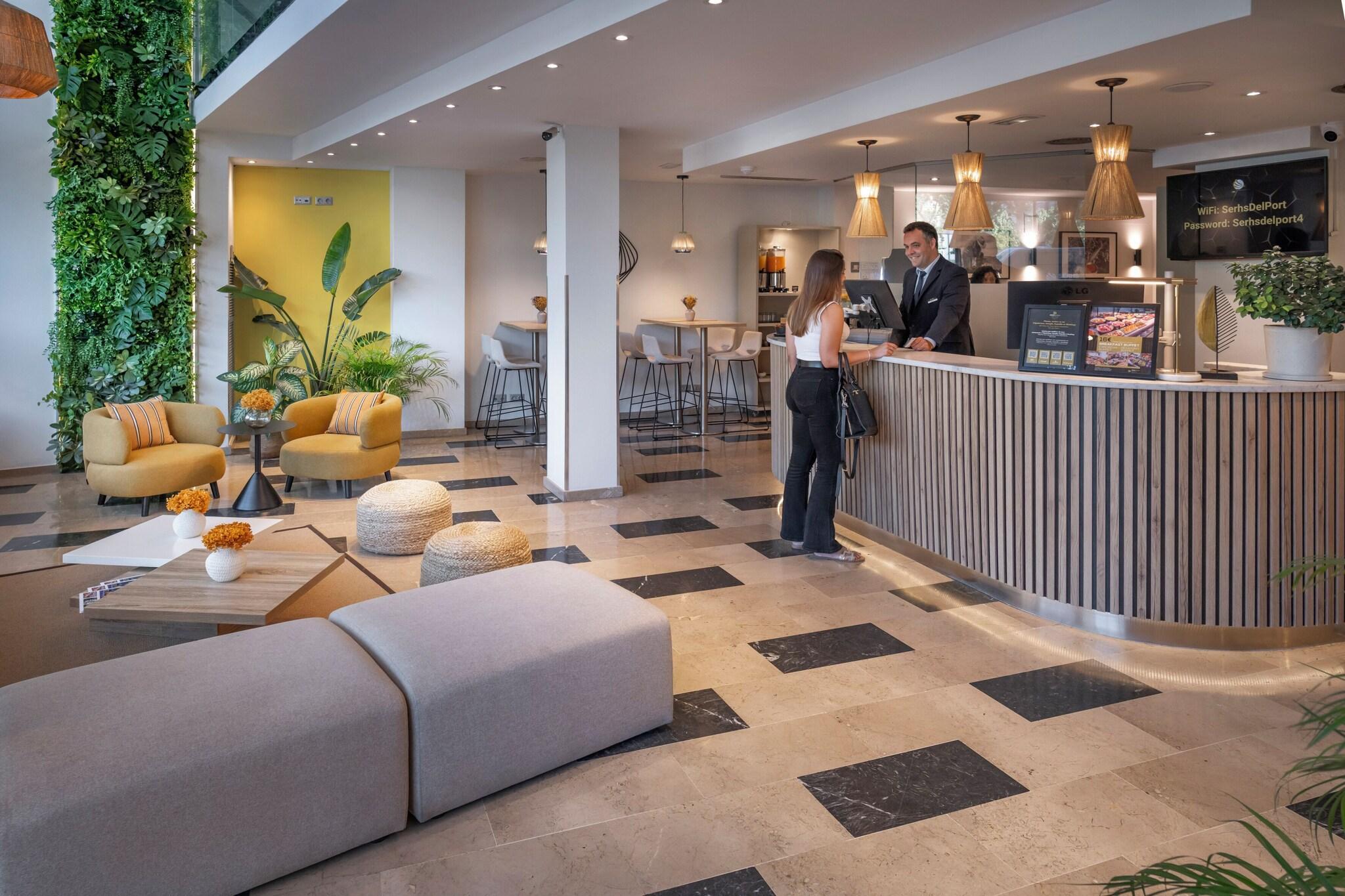 Vista Lobby Hotel SERHS Del Port