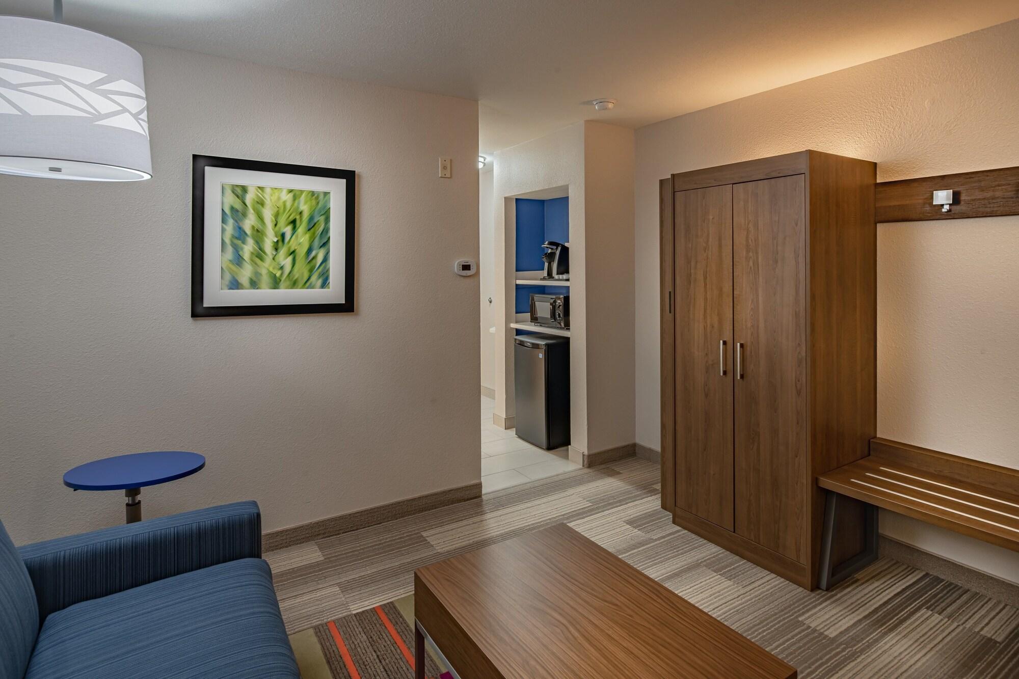 Set de Habitación Holiday Inn Express & Suites N Waco Area - West by IHG
