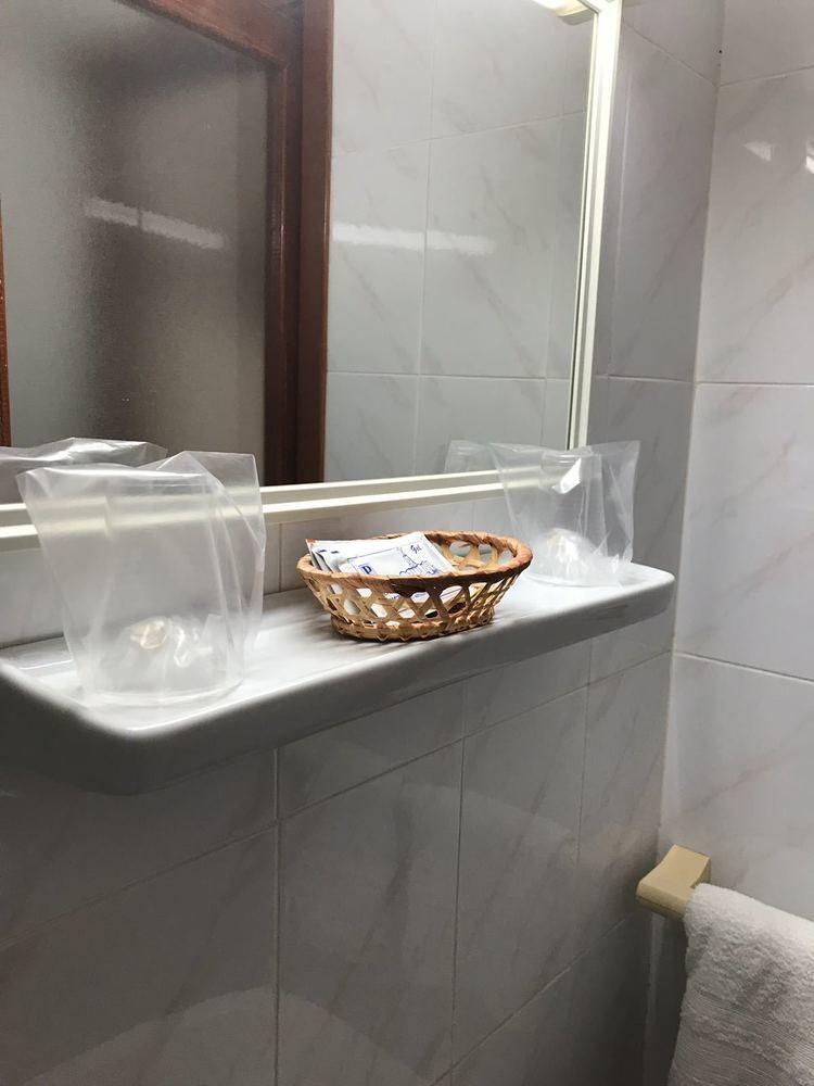 Equipamiento de Habitación Pensión Puerto Rico