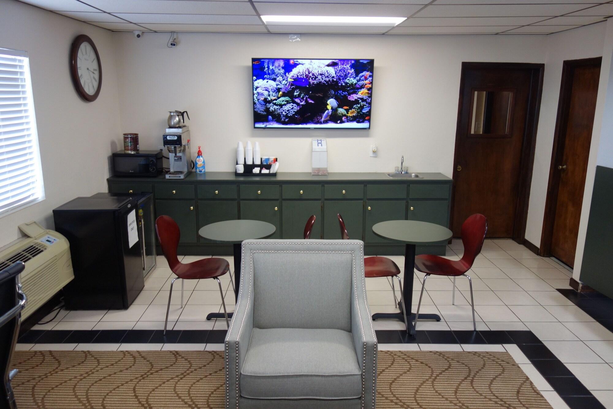 Vista Lobby VIP Inn and Suites