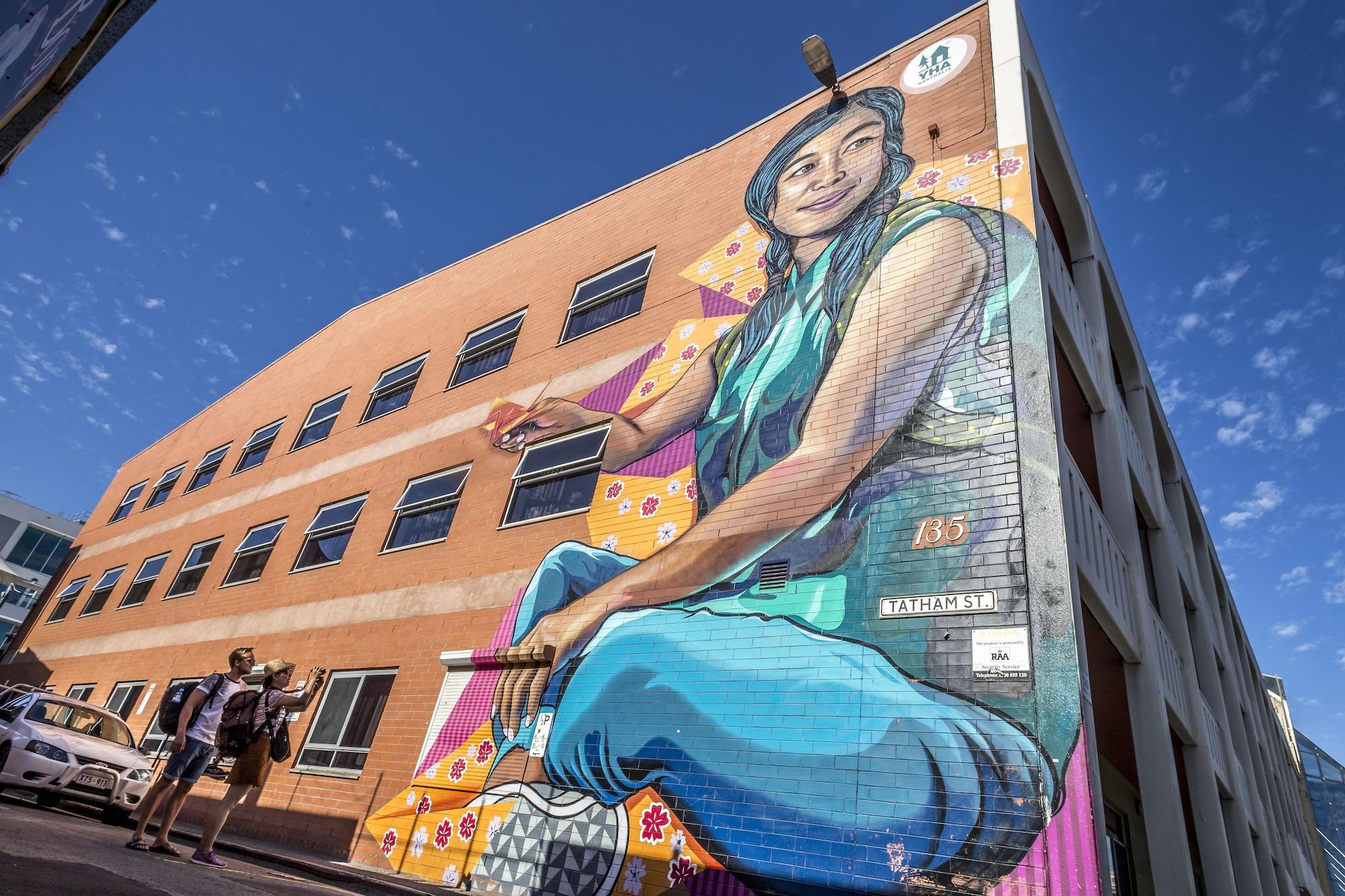 Vista Exterior YHA Adelaide Central