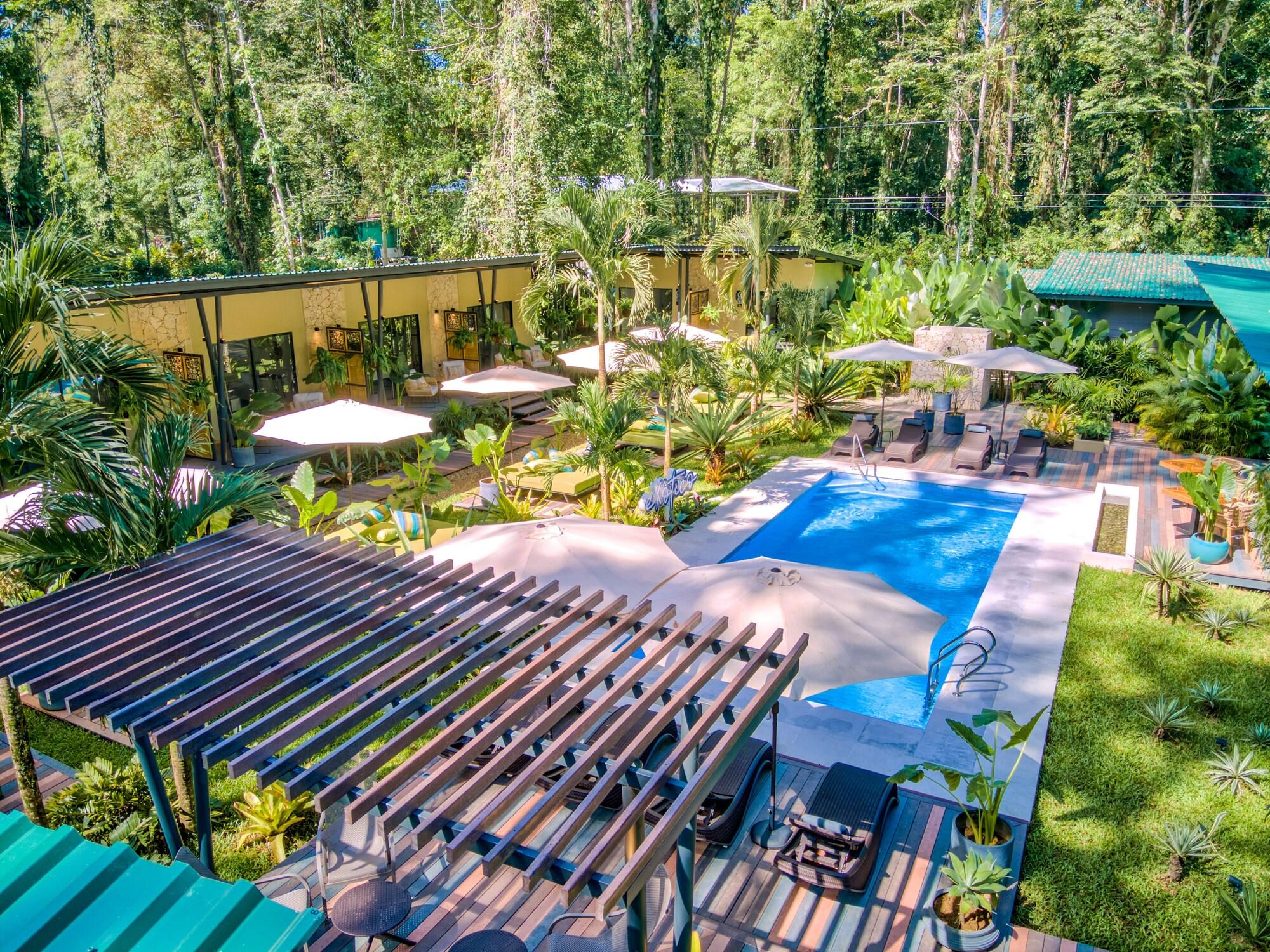 Vista Exterior Exōtico Beach Hotel