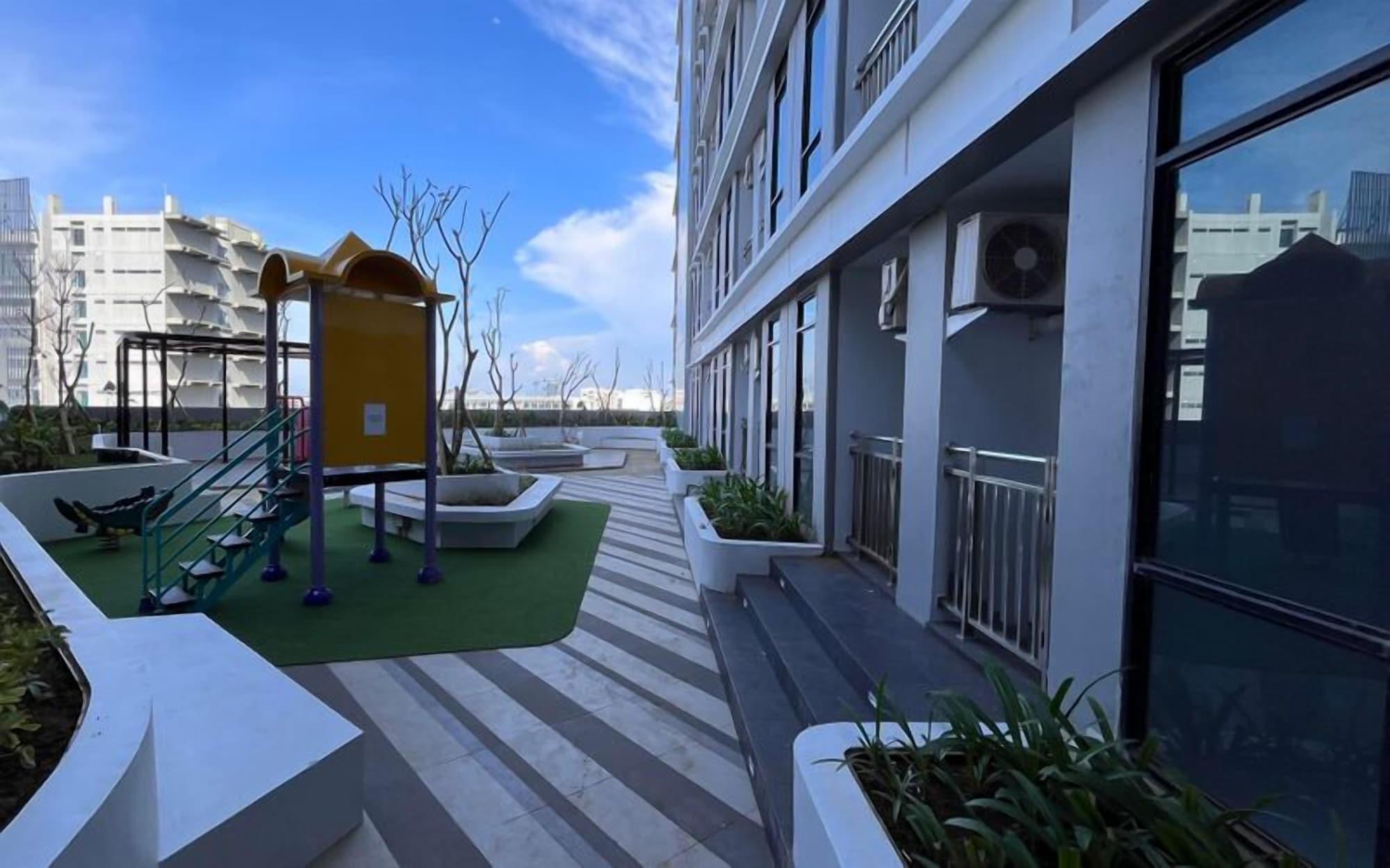 Vista Exterior Modern And Good Studio At Delft Ciputra Makassar Apartment