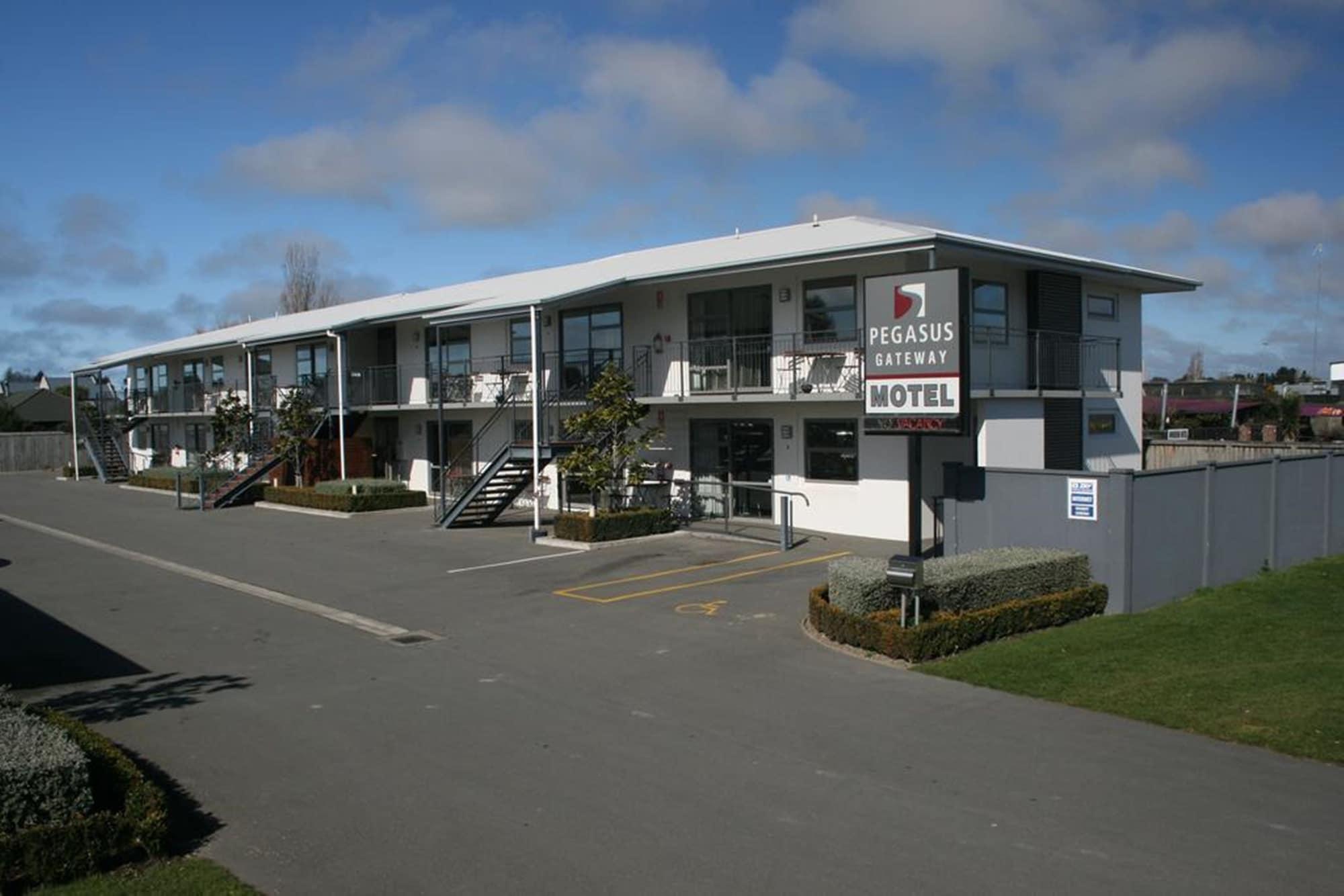 Varios Pegasus Gateway Motels and Apartments
