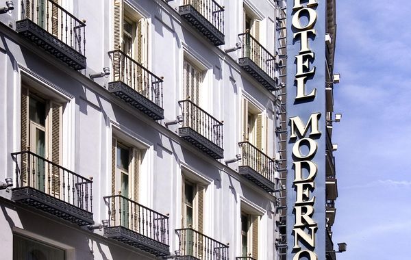 Hotel Moderno Puerta del Sol