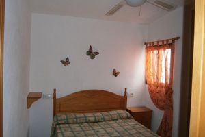 Alquiler Vacacional - Apart. for 2-3 per. with garden, air conditioning and wifi. PRICE DROP IN JULY.