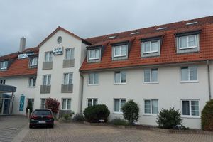 Alojamiento - Check Inn Hotel