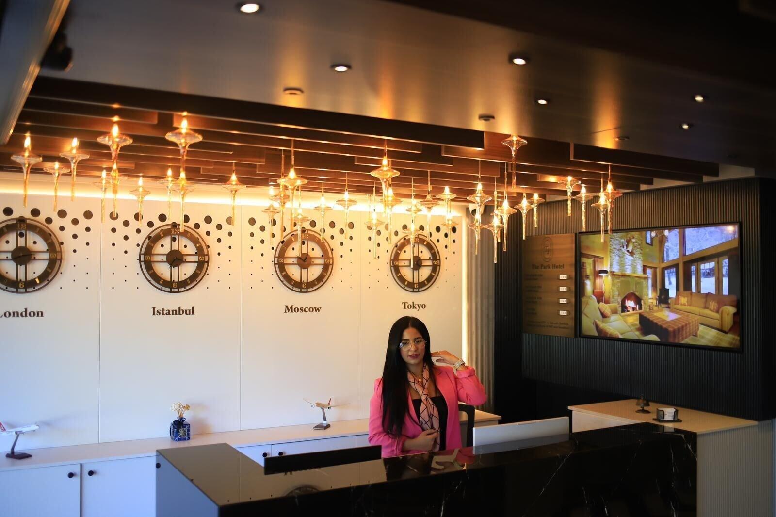 Vista Lobby The Park Hotel