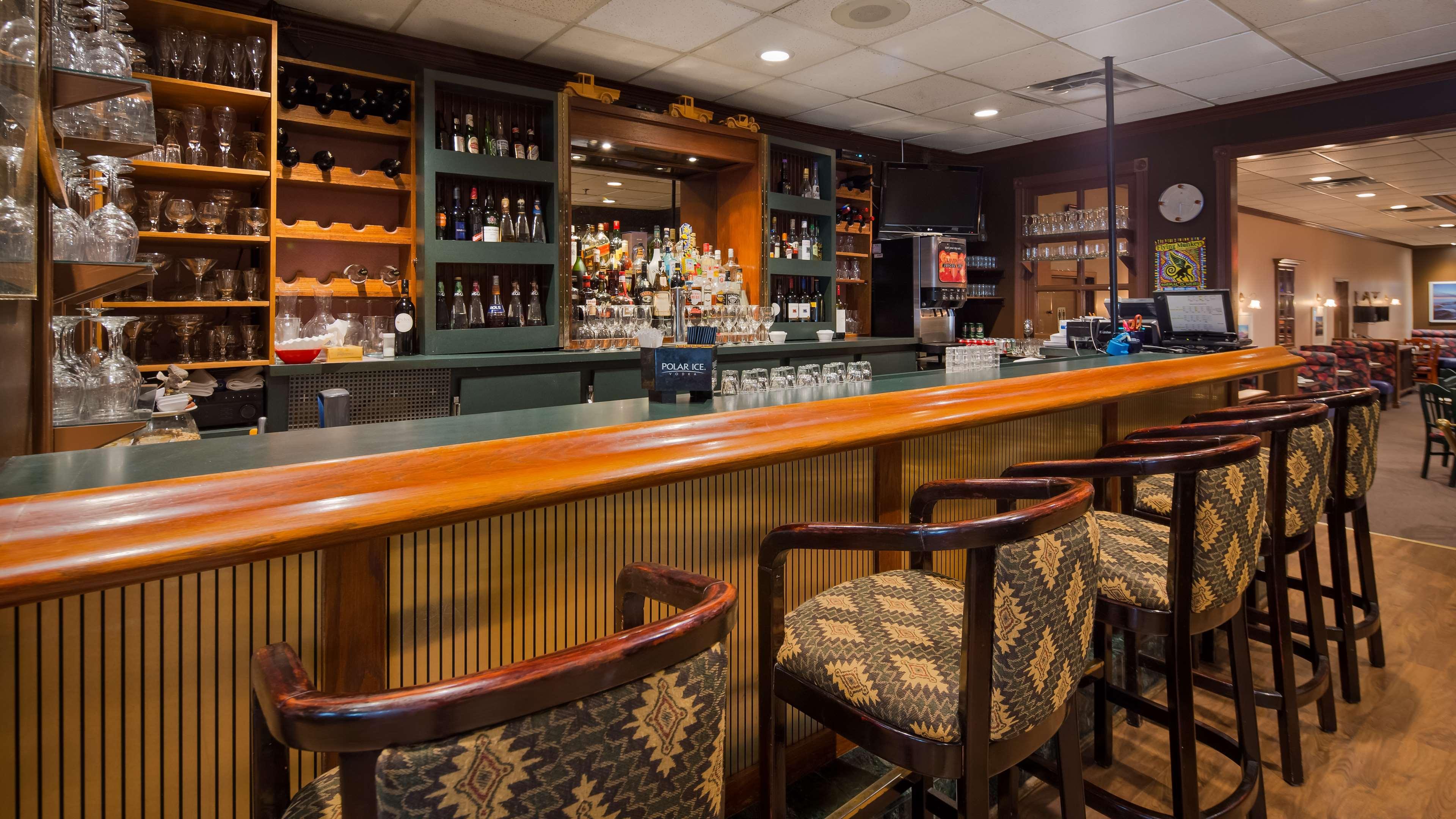 Bar/Salón Best Western Voyageur Place Hotel